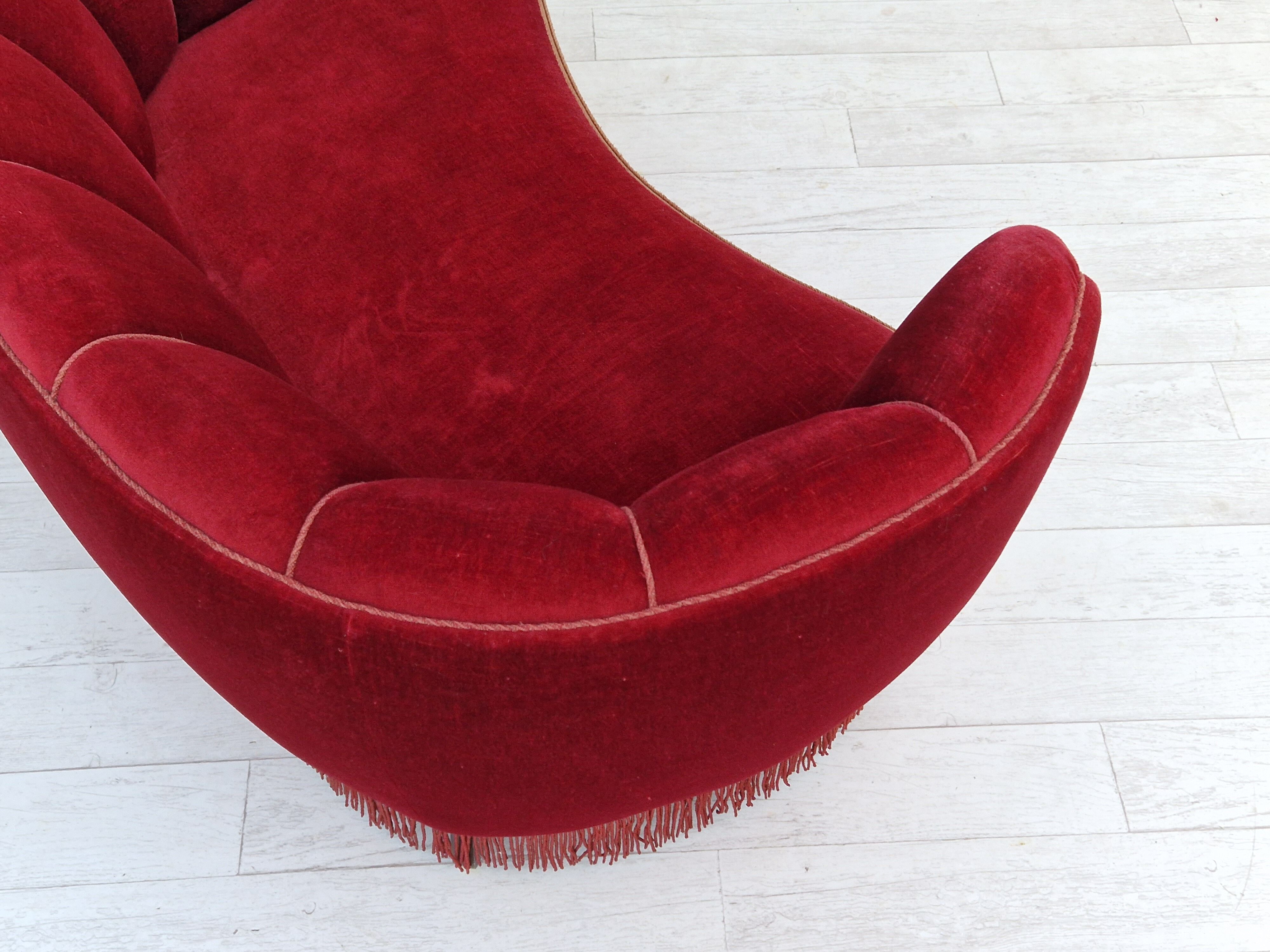 1960s danish vintage 2 seater "banana" sofa