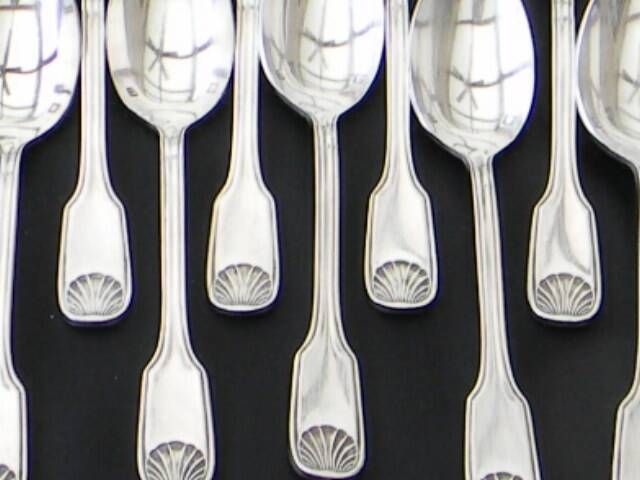Set of 12 silver-plated mocha spoons.