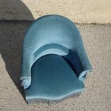 Fauteuil crapaud en velours bleu