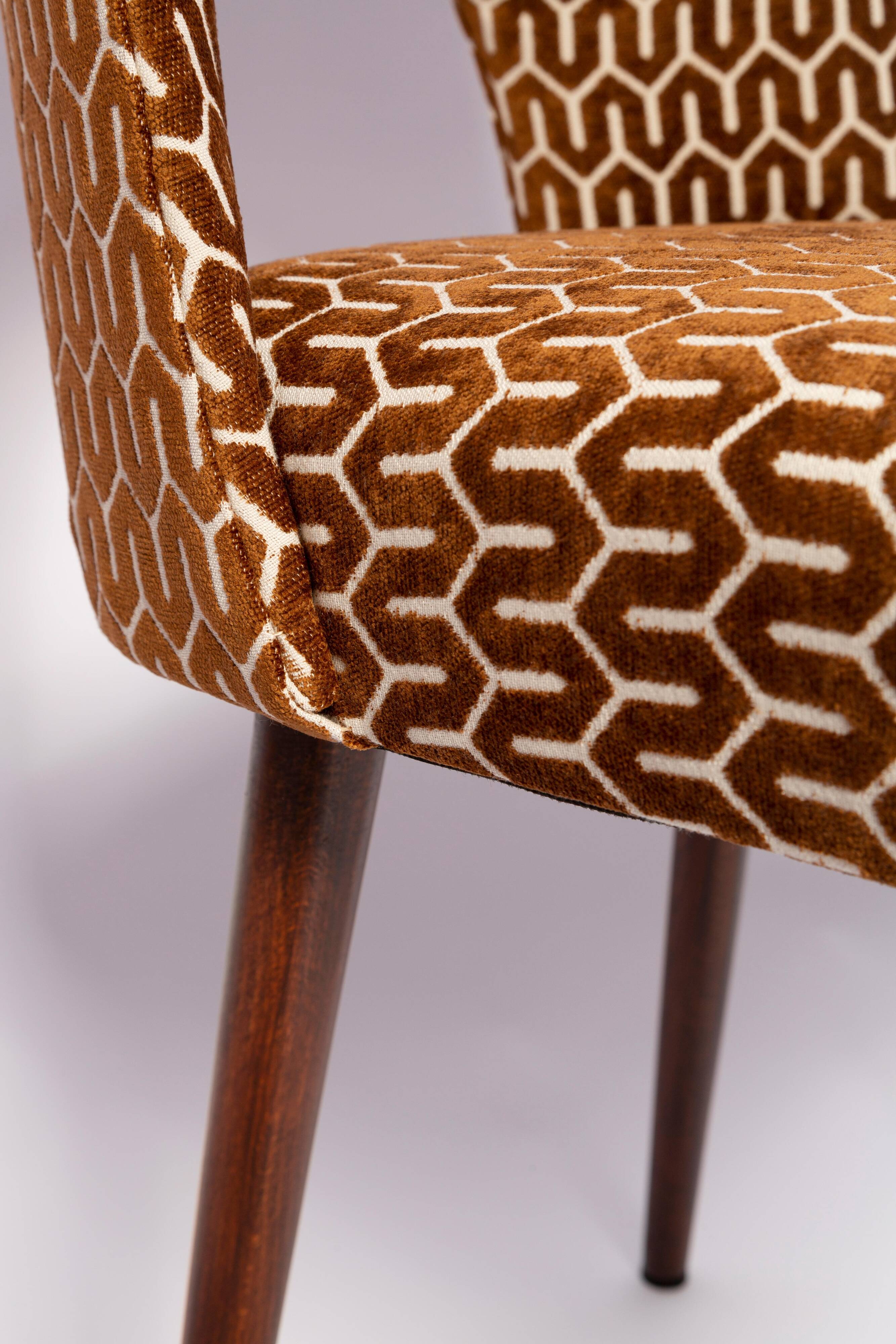 'Shell' chair chocolate mid-century, Europe, 1960s