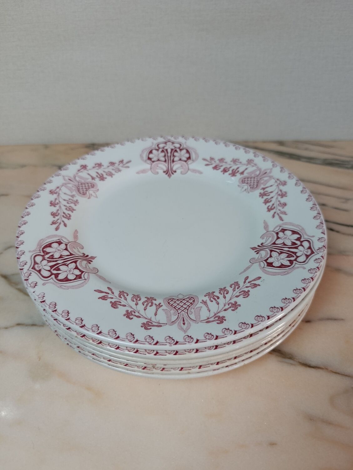 Flat plates Lunéville model Sébastopol With Lions of Faience