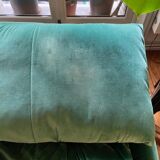 Plumy sofa by Annie Hieréronimus