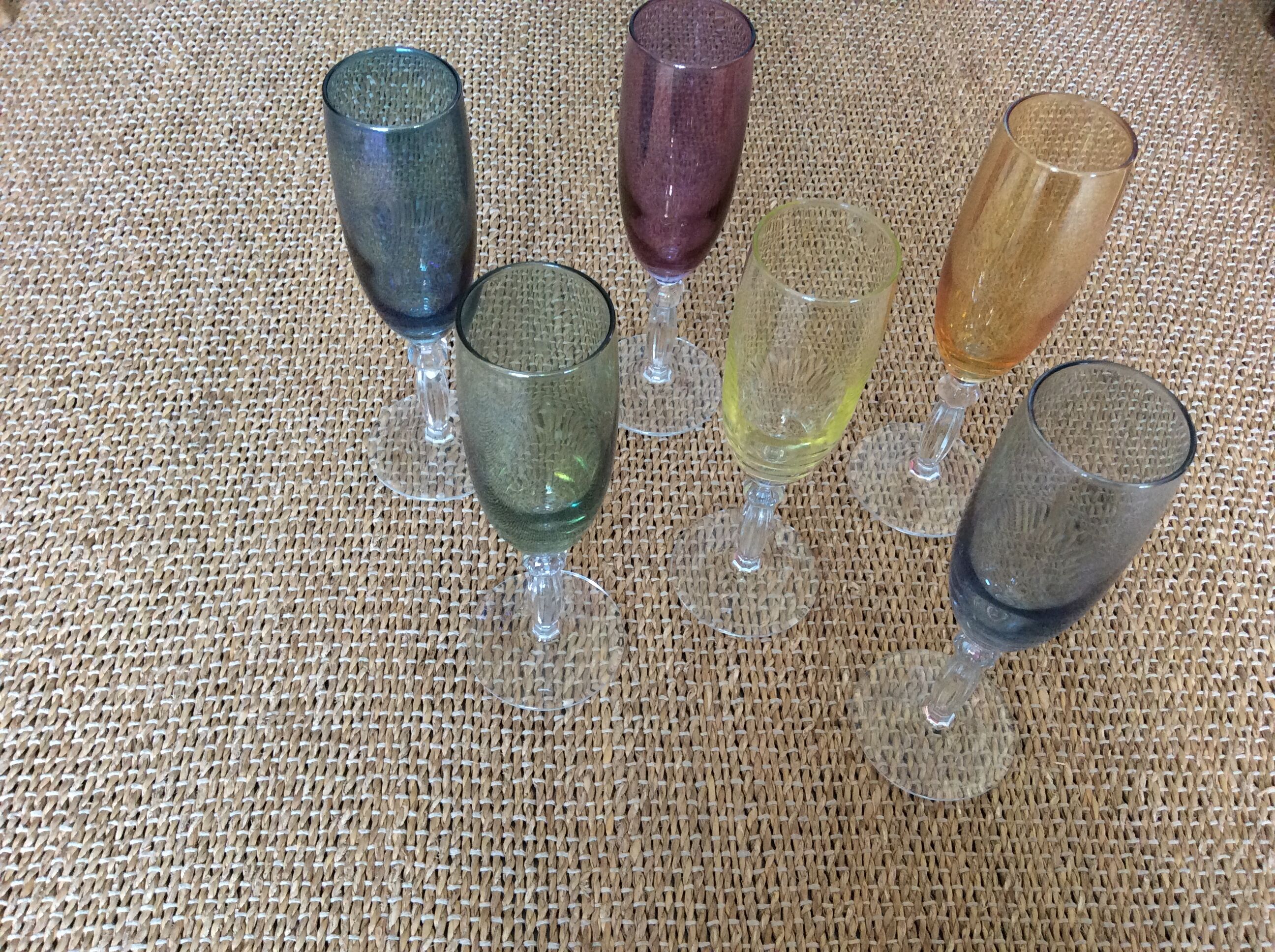 6 champagne flutes