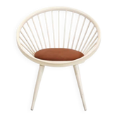 White Yngve Ekström Cirkle chair with leather cushion