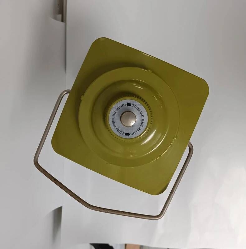 Ray-O-Vac Sportsman 360 vintage 70s camping lantern lamp khaki
