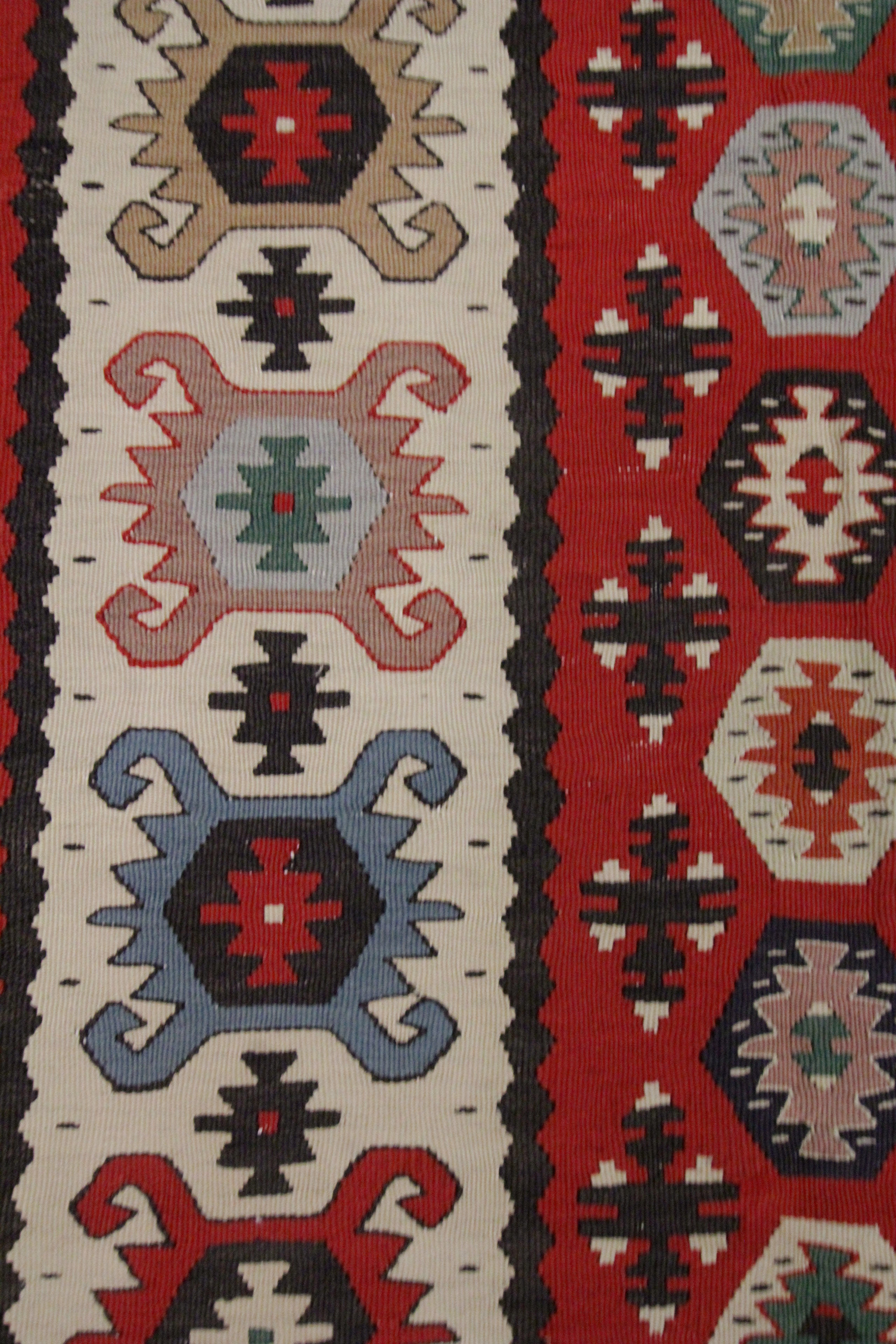 Vintage Turkish Sarkoy, 1960s Handmade Flat Woven Wool Area Rug- 98x181cm