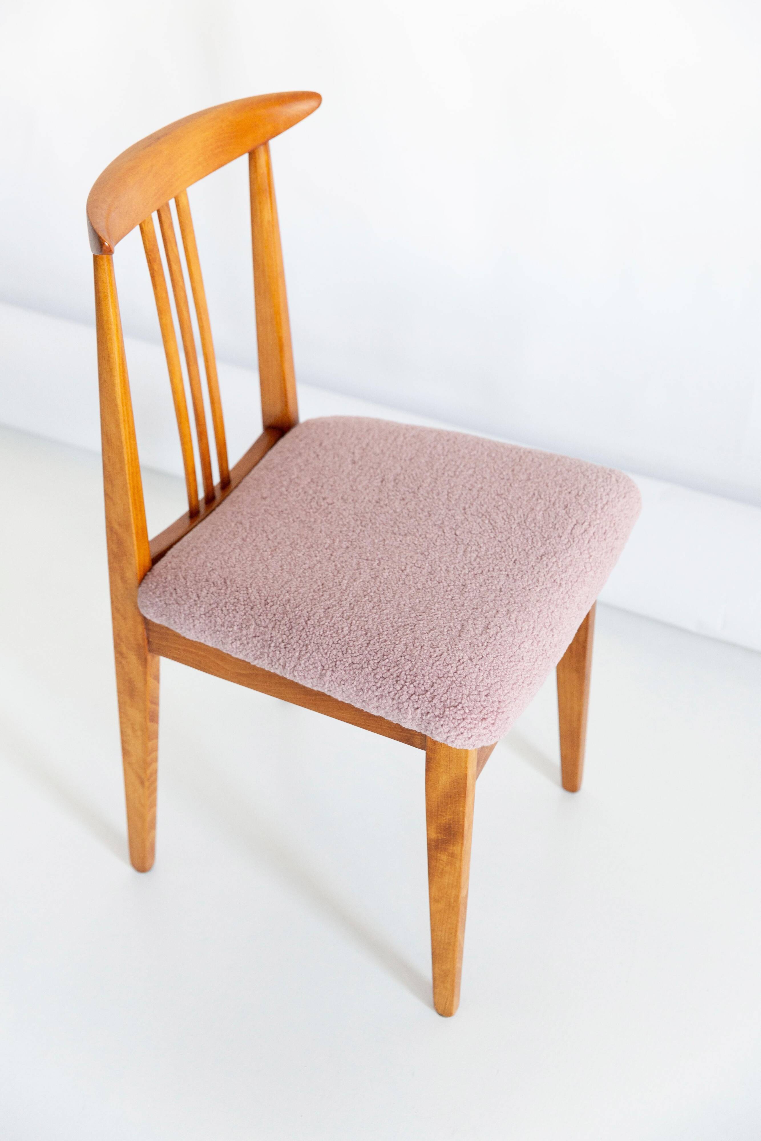 Boucle chair in pink, mid-century modernist, designed by M. Zielinski, Europe, 1960s.
