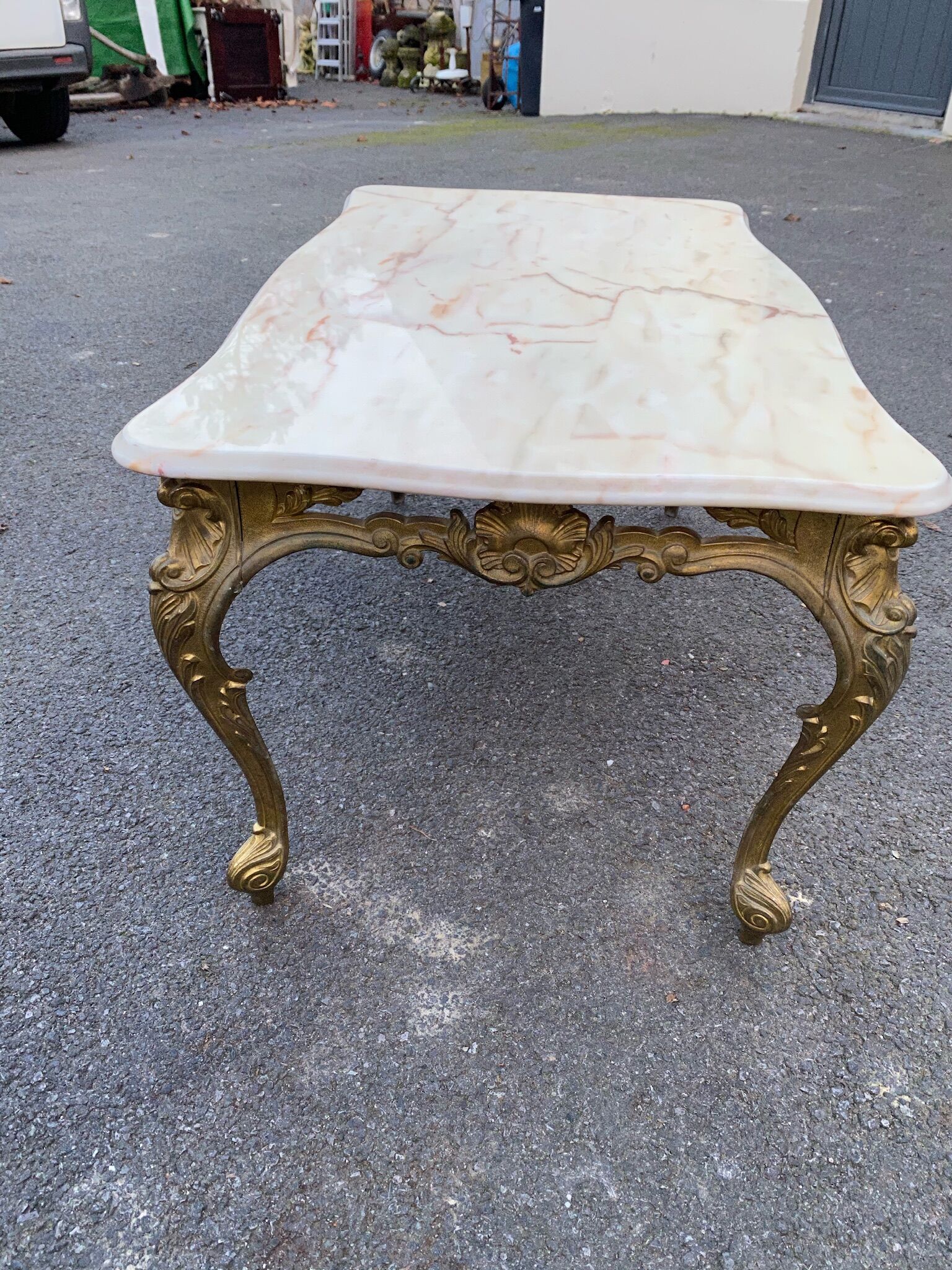 Table de style Louis XV