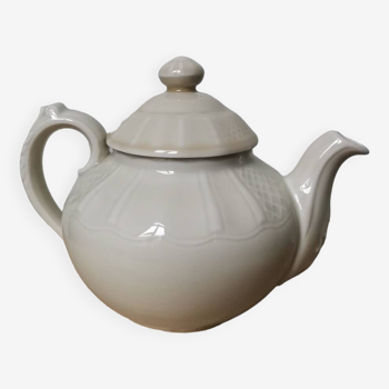 Vintage porcelain teapot B&C France
