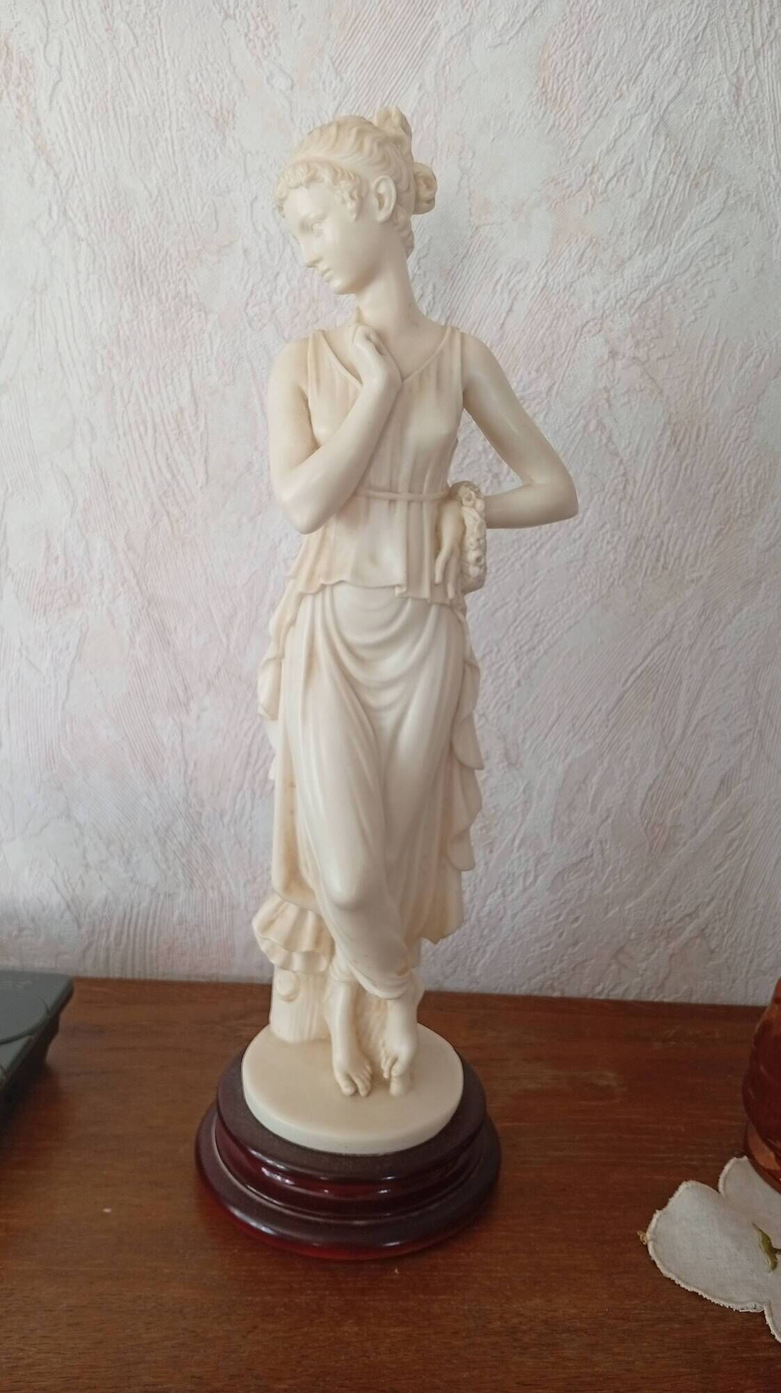 Statue