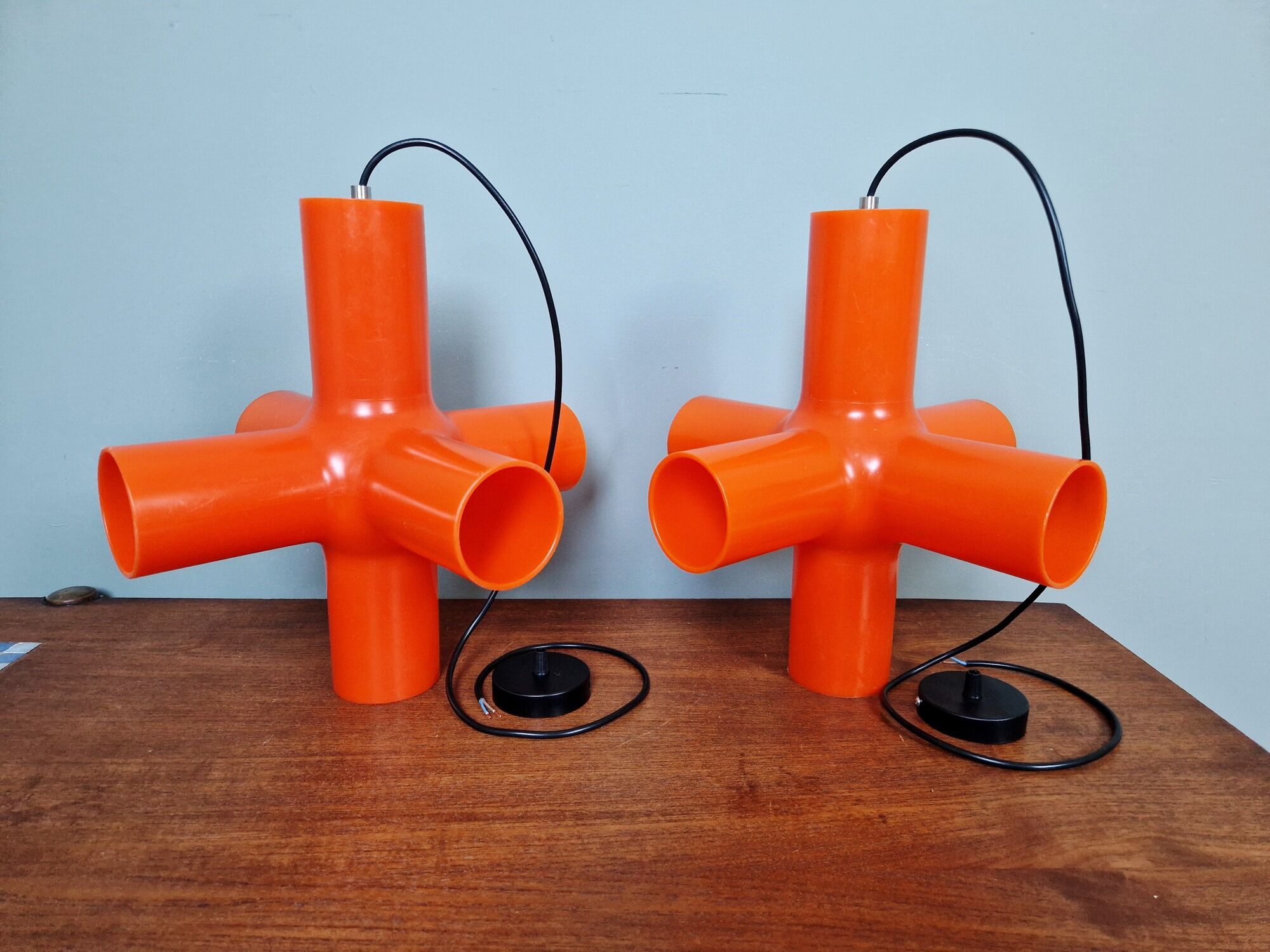 Suspension Crosslight orange, Jan Melis & Ben Oostrum, Dark (Belgium)