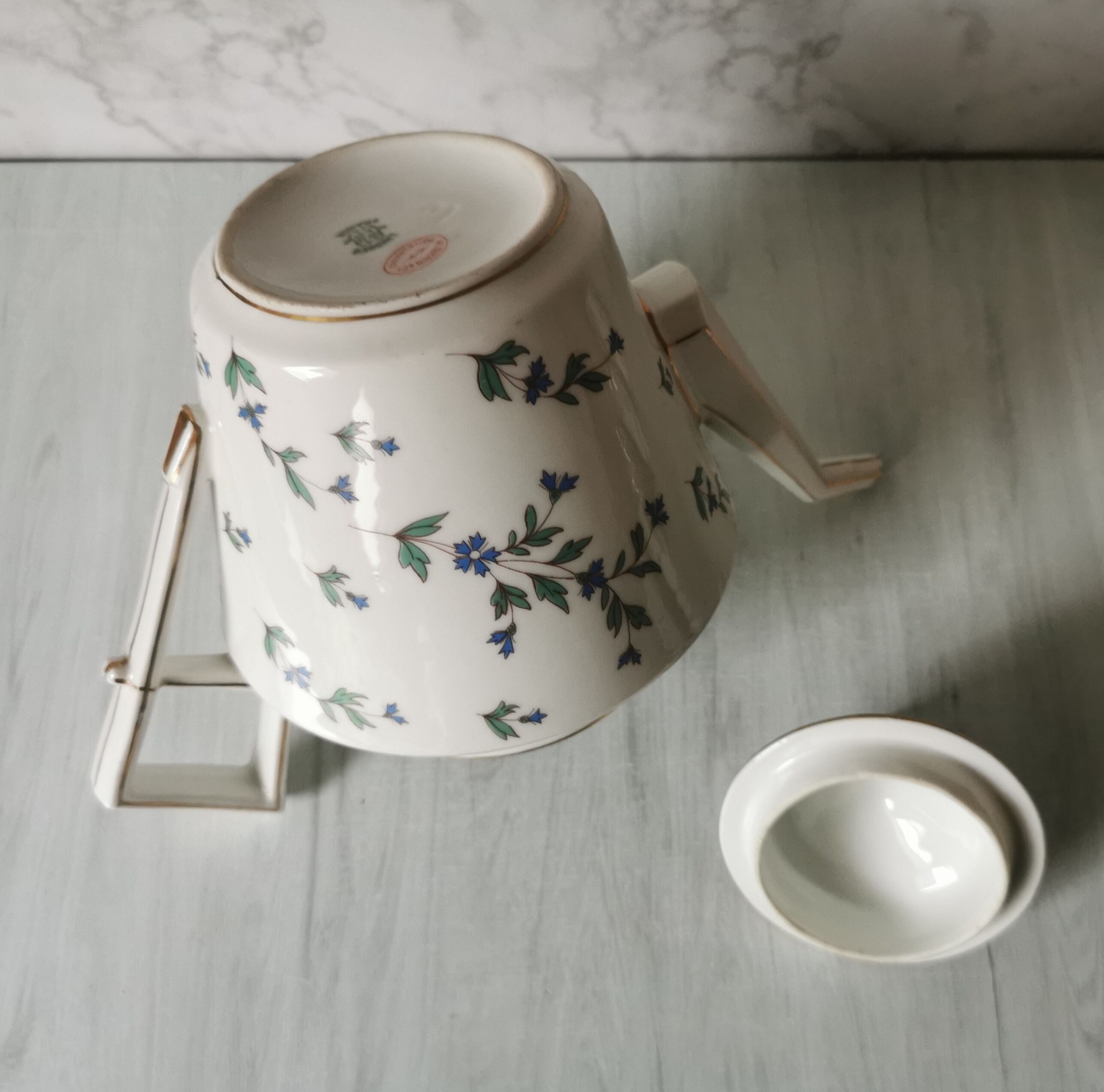 Porcelain barbel tea set Limoges Guérin