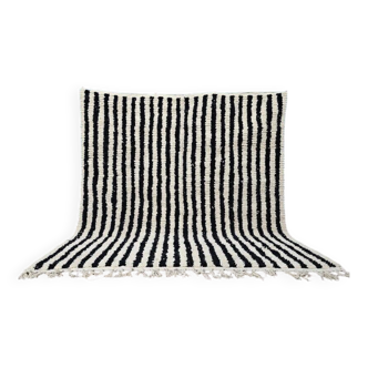 Handmade Moroccan rug 250cm x 300cm