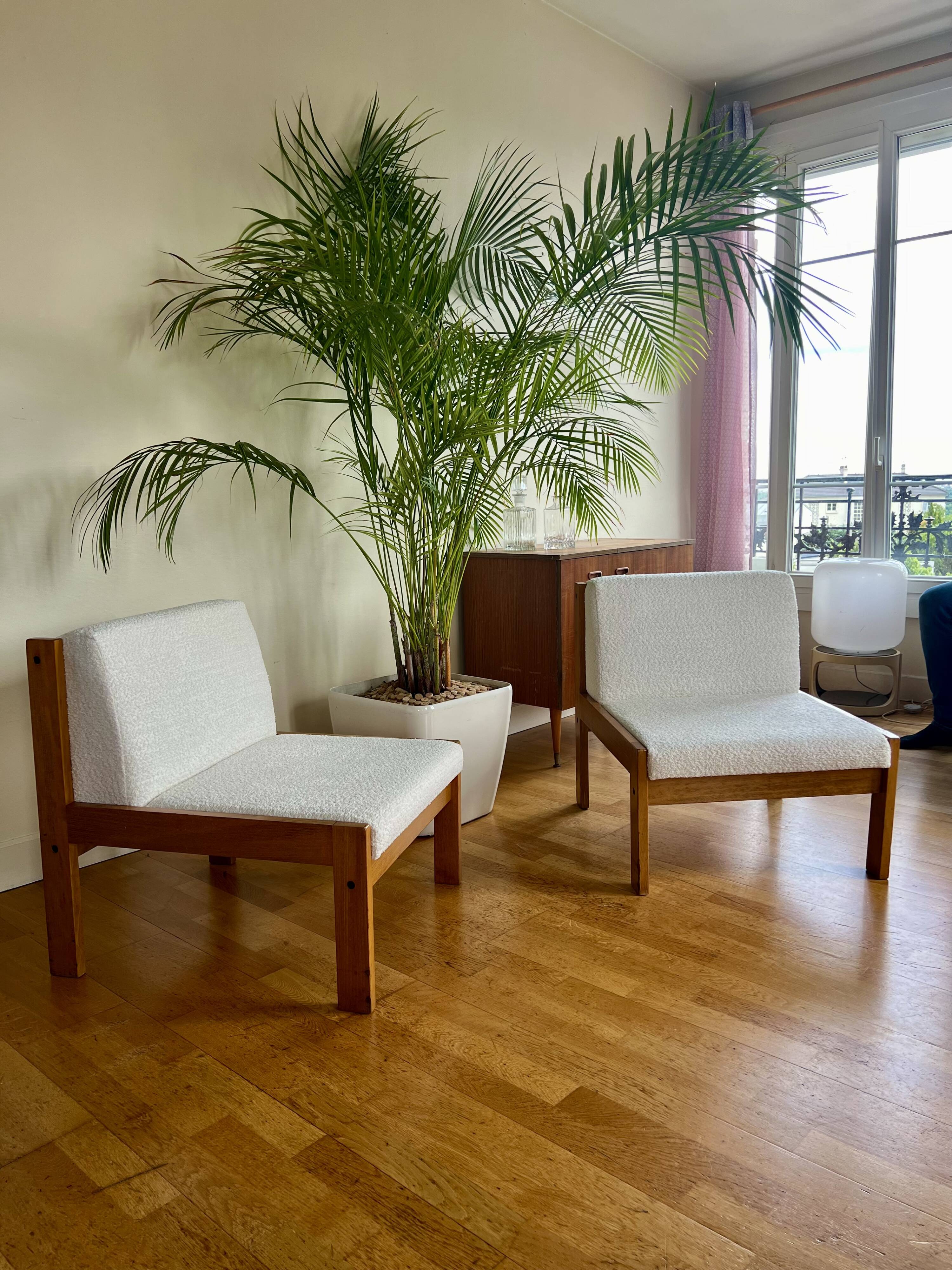 Paire de chauffeuses Baumann bouclette blanche