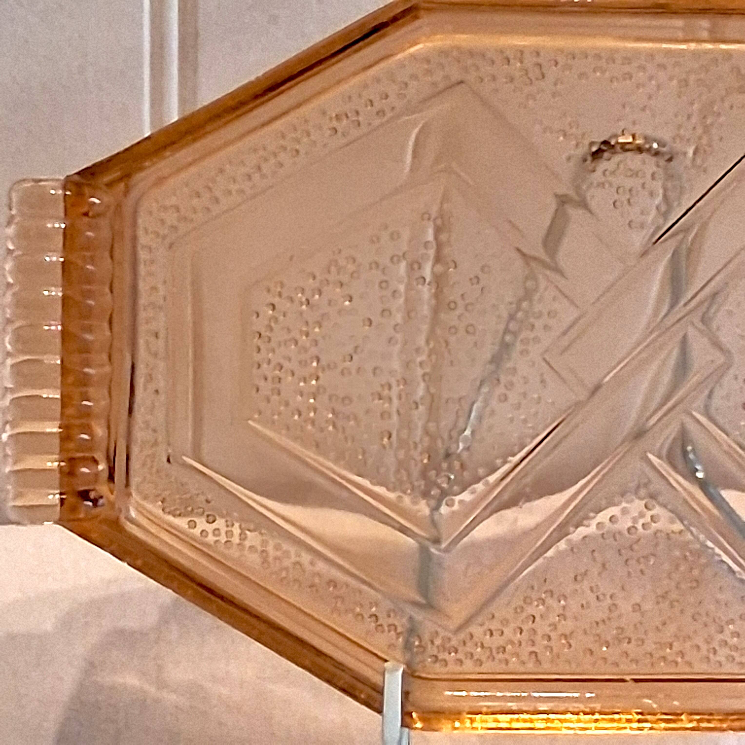 Art Deco style pink glass serving dish in very good condition.