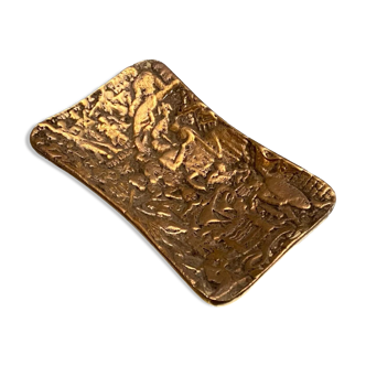 Bronze cup with medieval decoration with knights