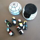 Wooden igloo and 6 little penguins