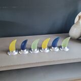 6 vintage horn coat hooks in resin and aluminium