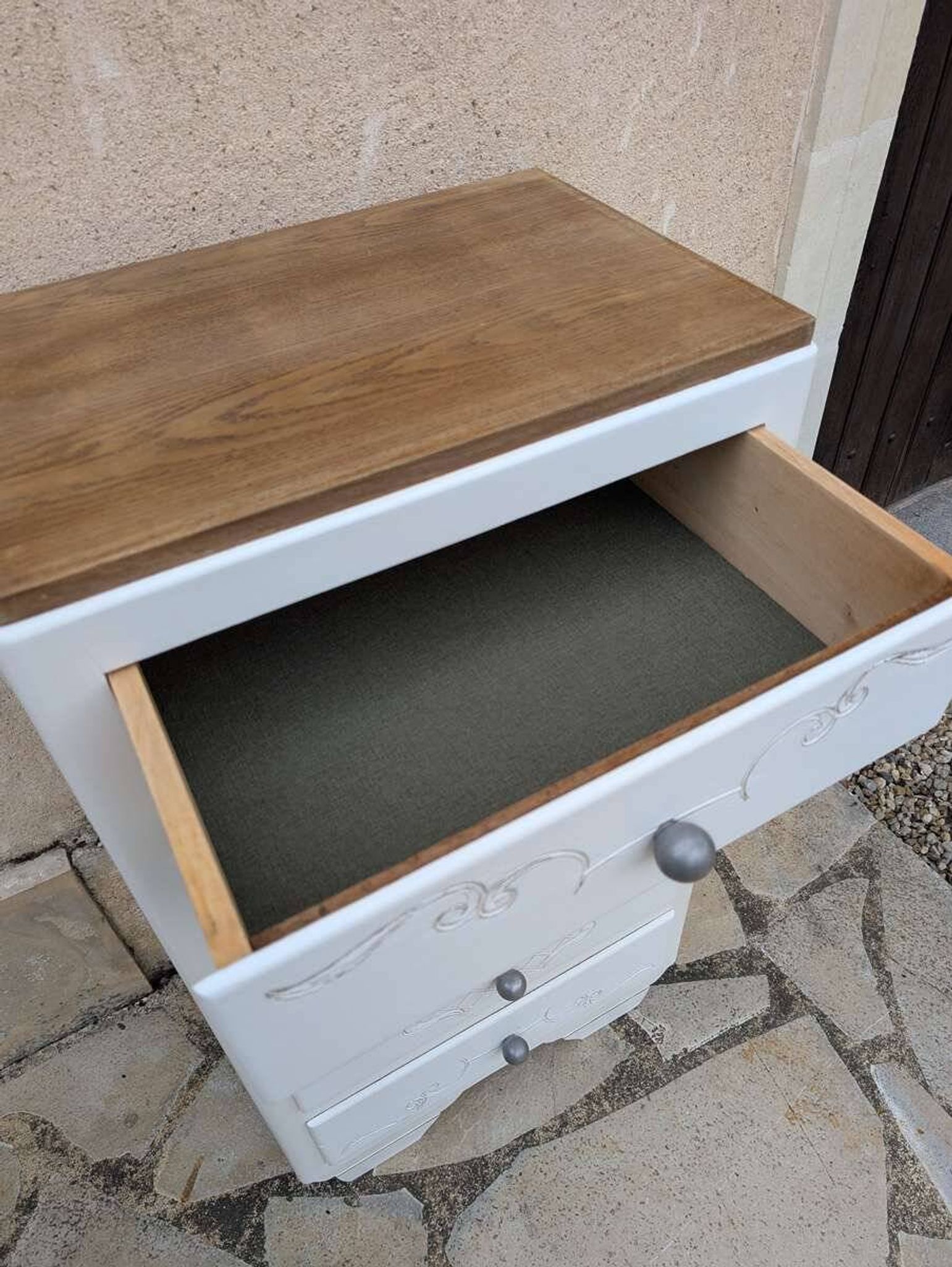 Chiffonnier vintage