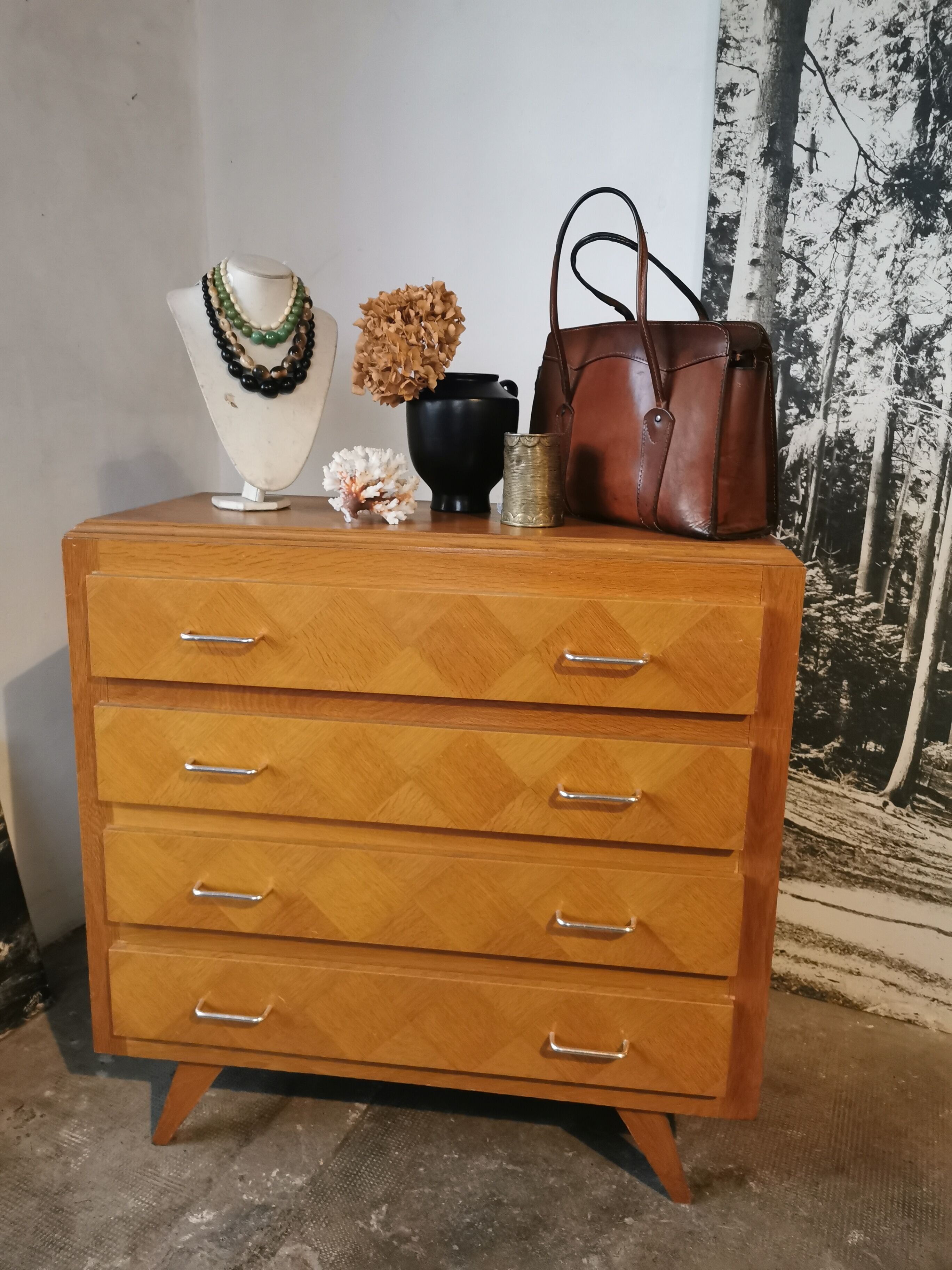 Vintage chest of drawers, compass legs, light wood