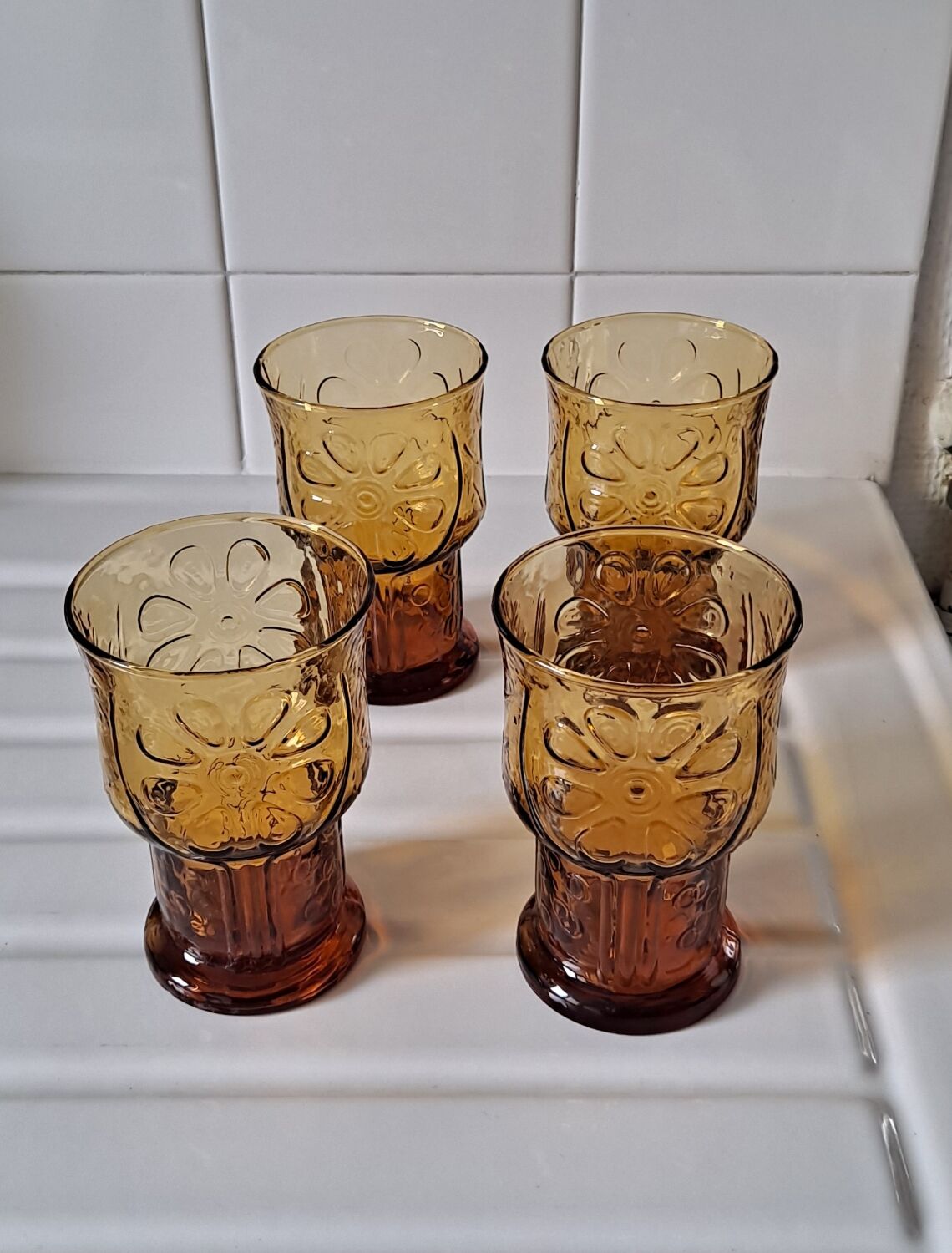 Amber floral relief glasses