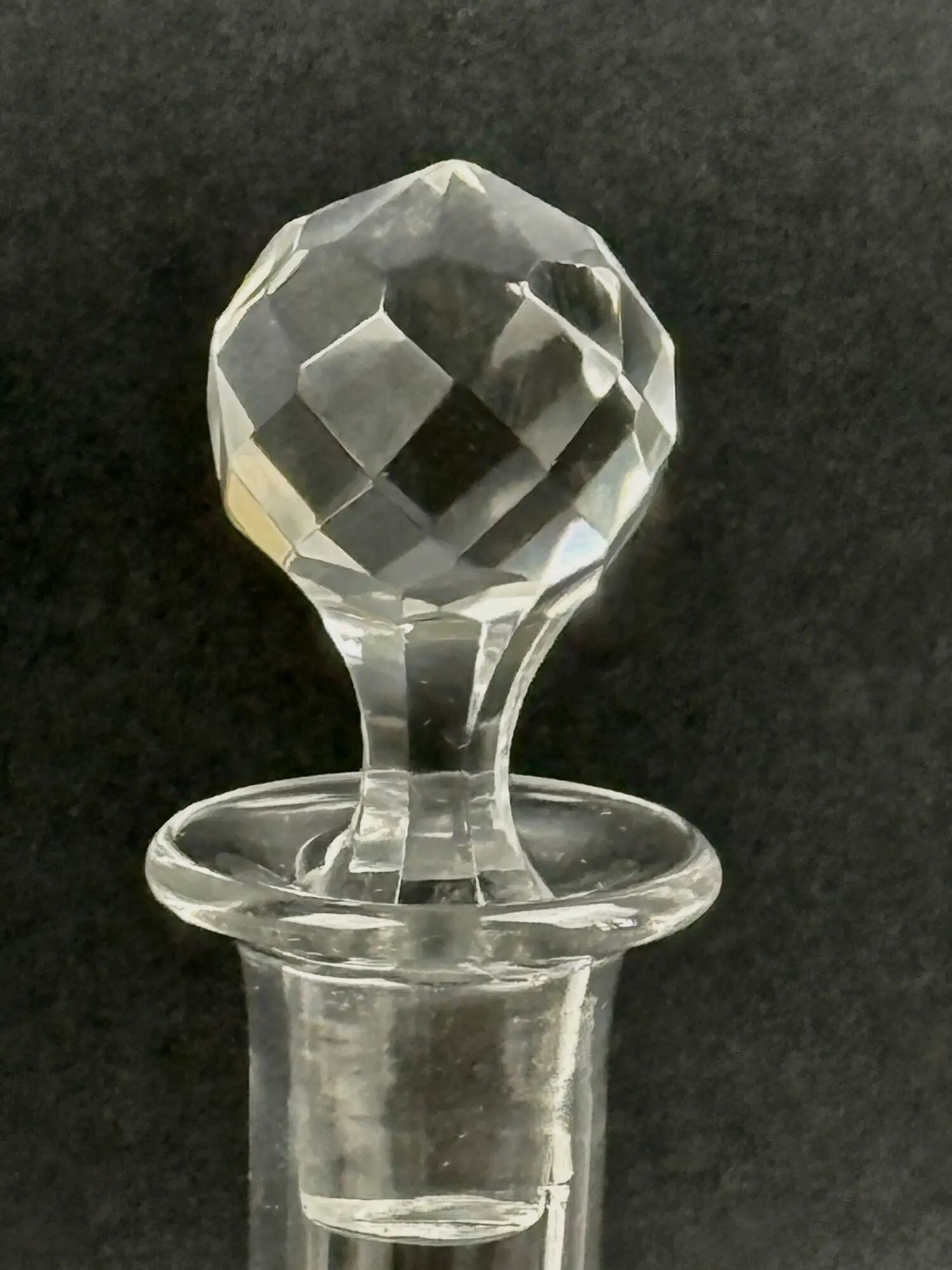 Engraved crystal carafe, late 19th to early 20th century, no. 2.