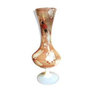 Vase en opaline véritable