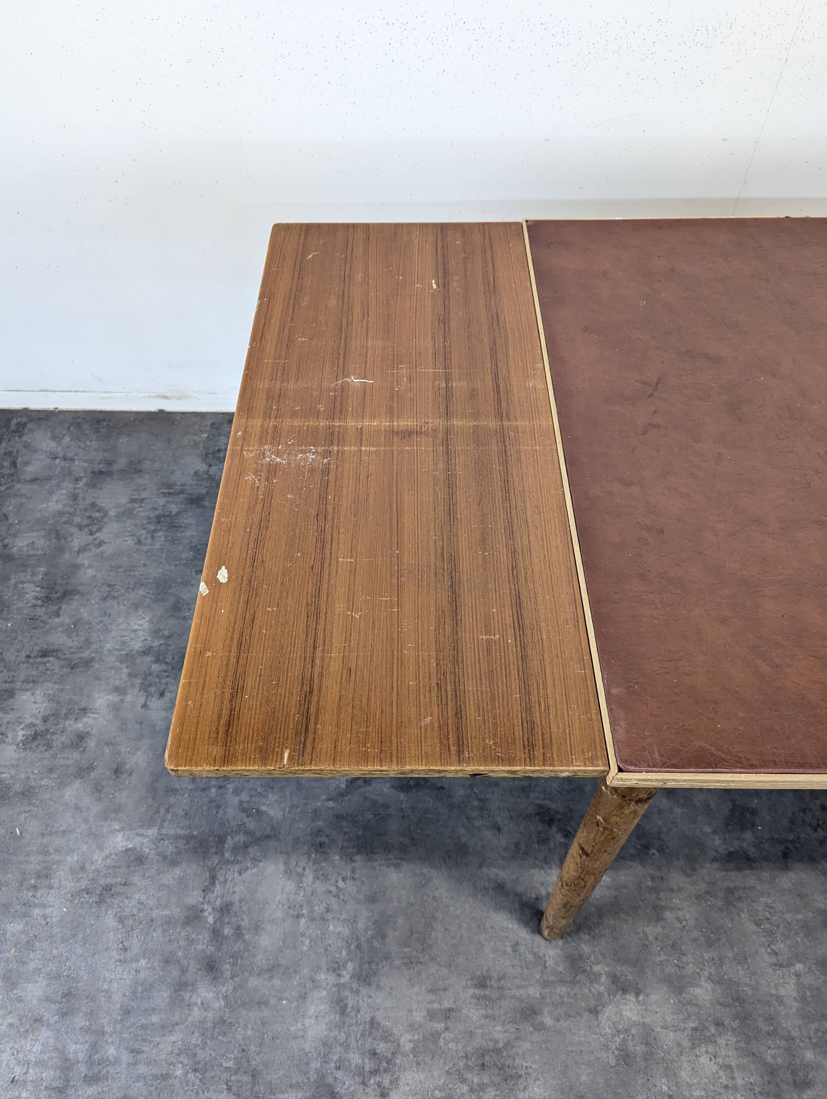 Table à jeu années 60 style scandinave