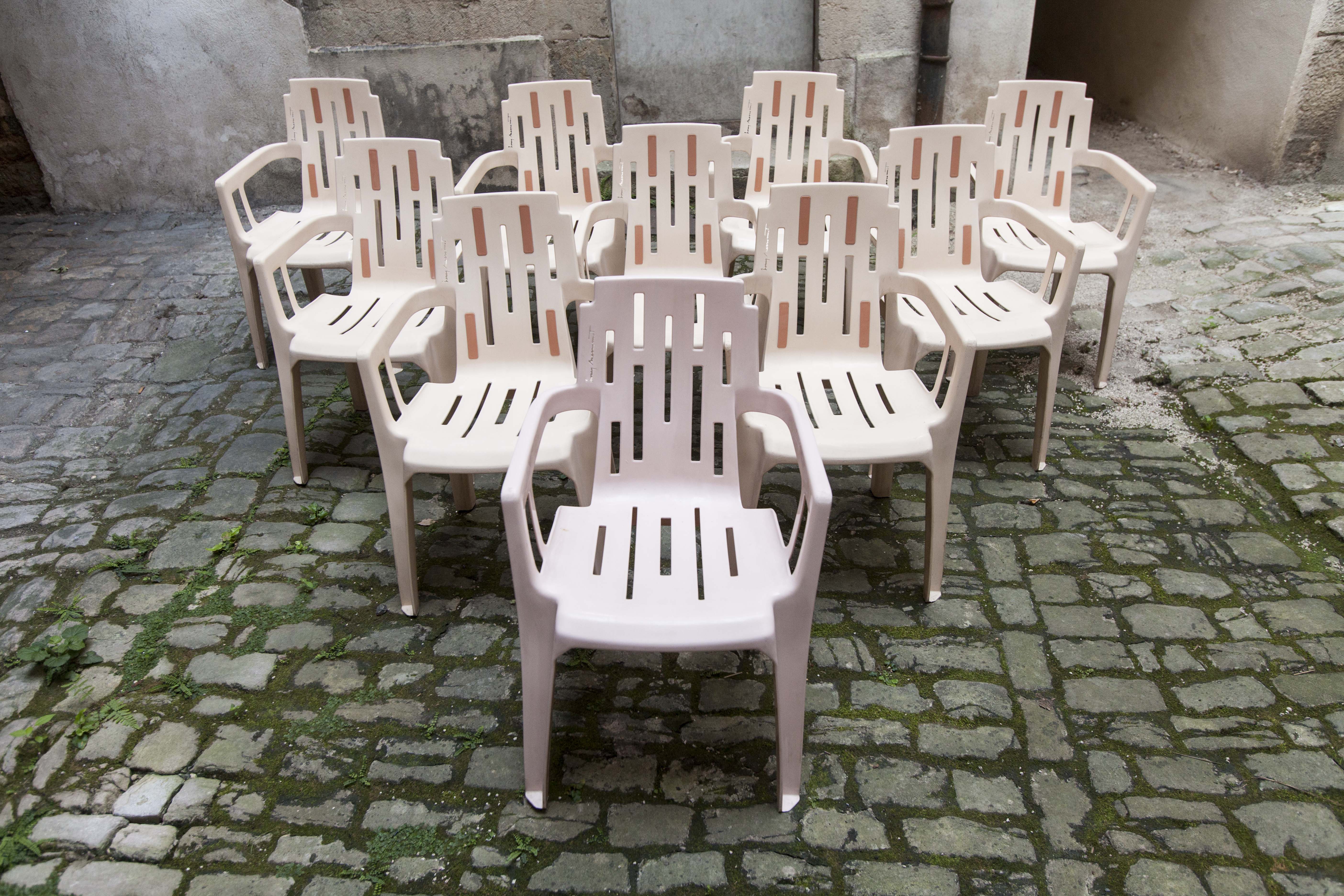 Set of 10 chairs mambo Stamp Henry Massonnet by Pierre Paulin
