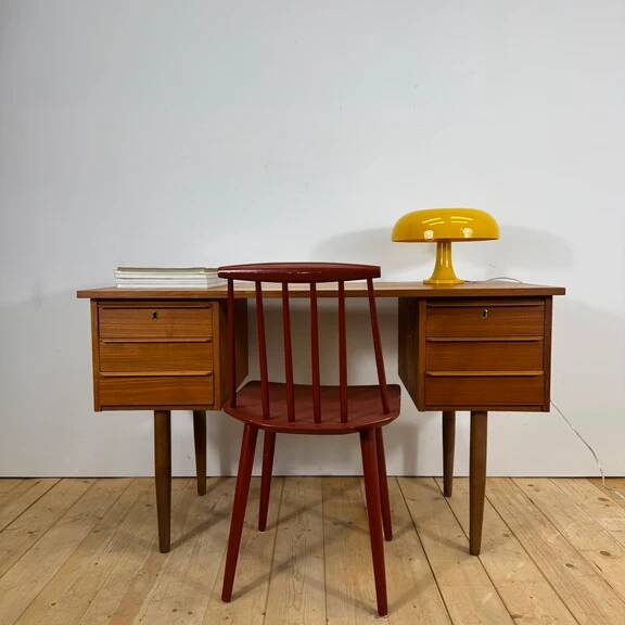 Bureau d'écriture danois en teck, 1960