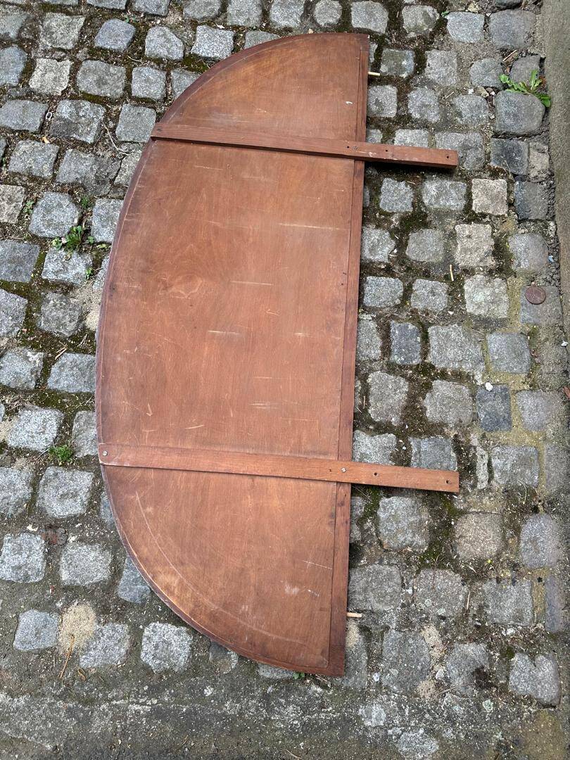 Art Deco concave mirror, arc-shaped, carved in solid wood, 1940.