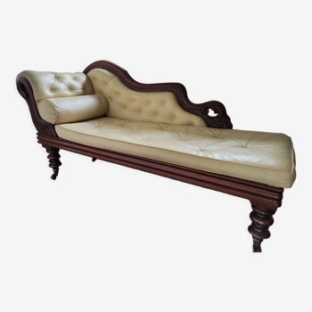 Chaise longue avec cygne