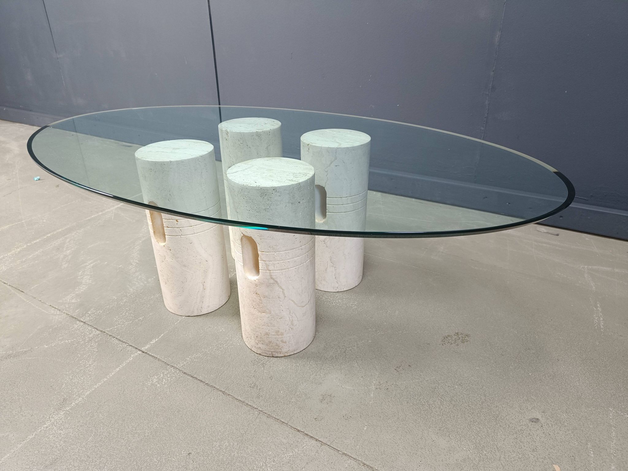 Table basse vintage en travertin et verre, années 1970