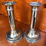 Paire de bougeoirs en laiton ancien
