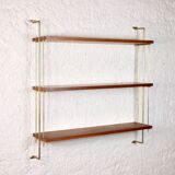 Modular shelves String style