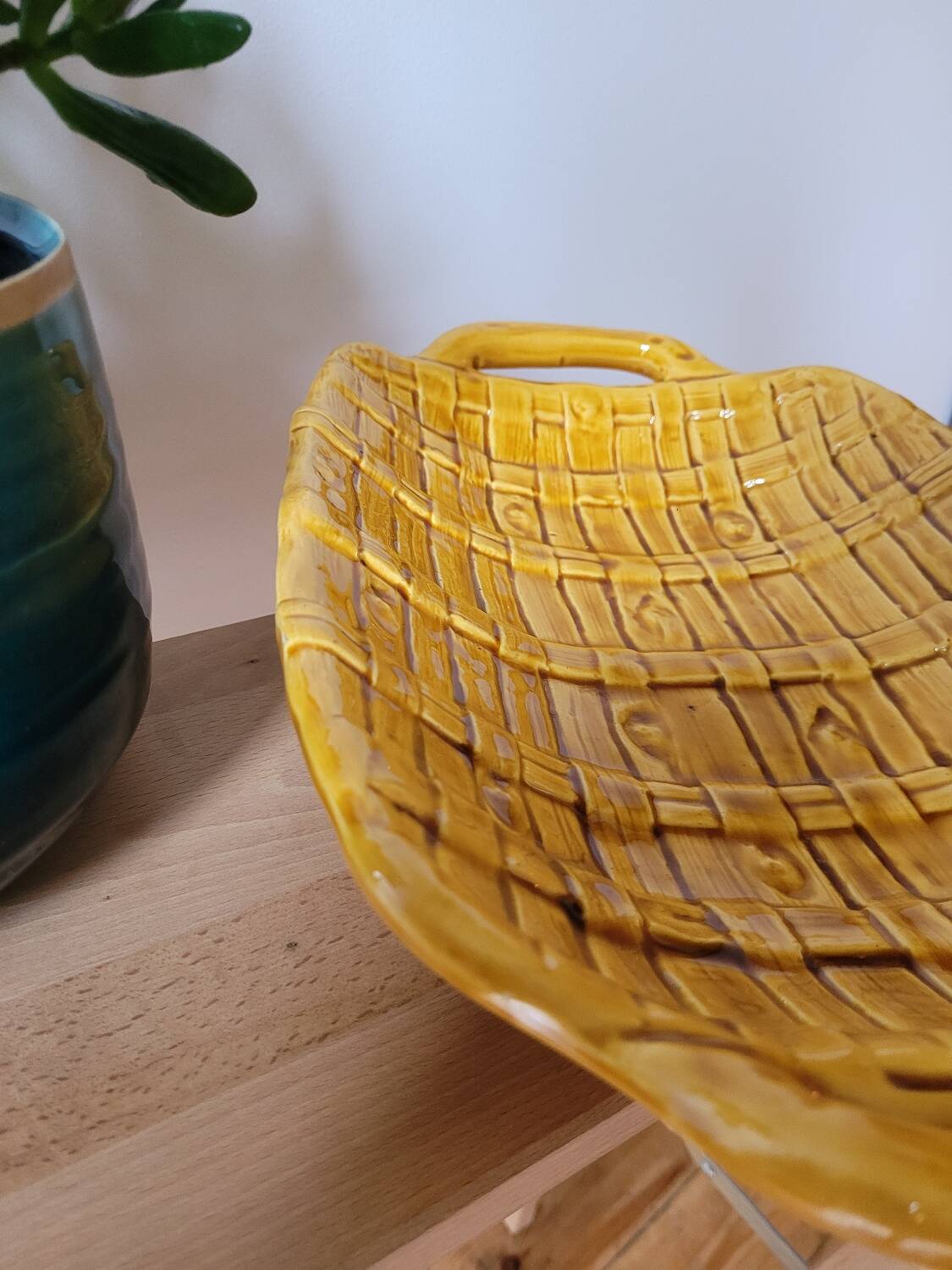 Vallauris fruit dish / bowl