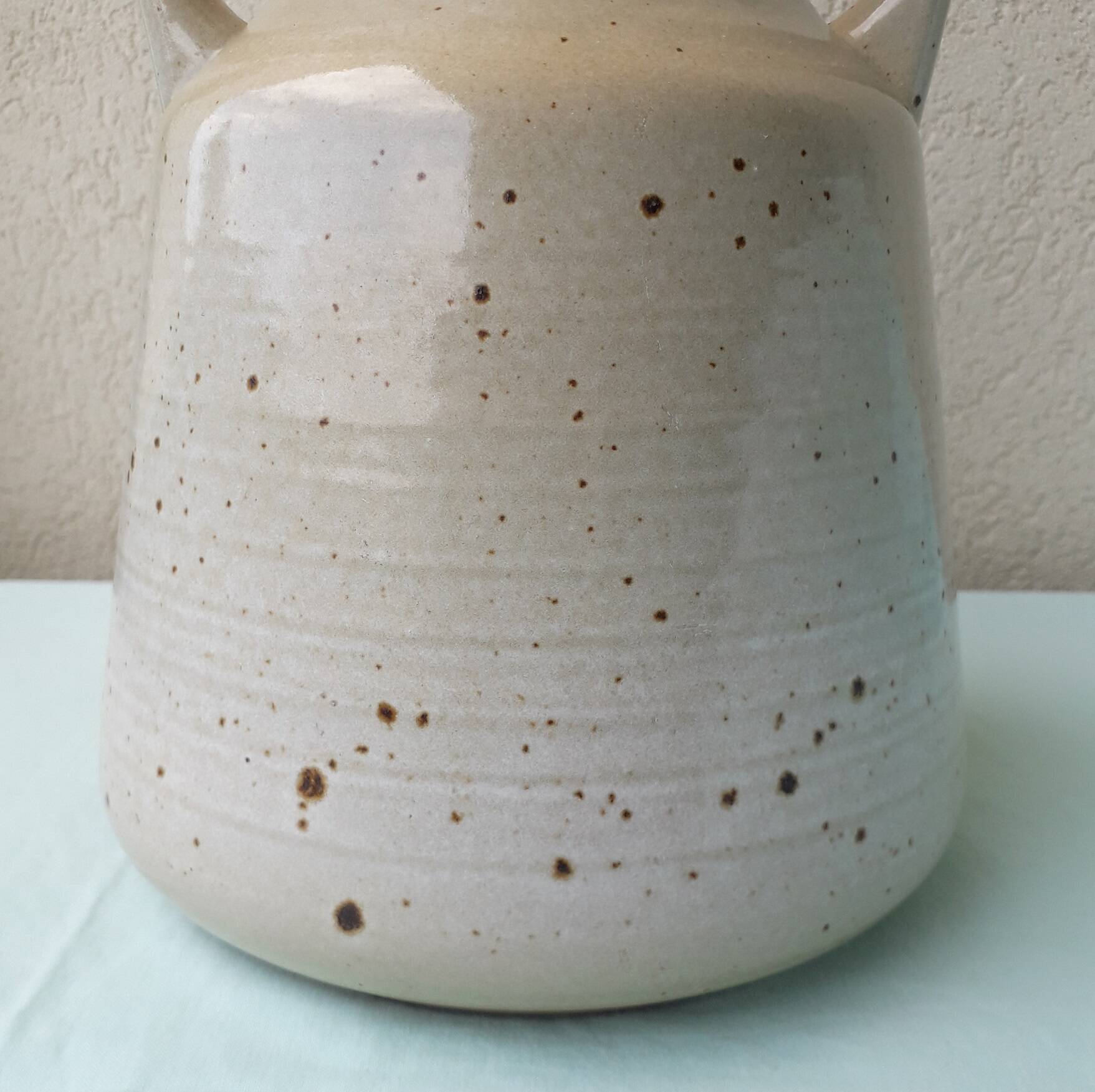Ceramic vase