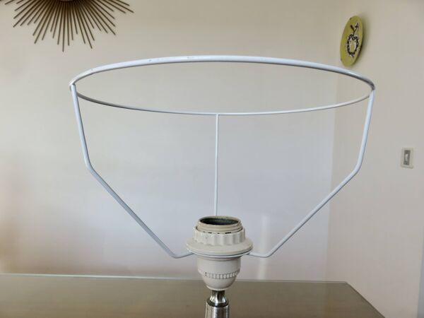 Lampe pied tulipe en métal brossé années 70 vintage