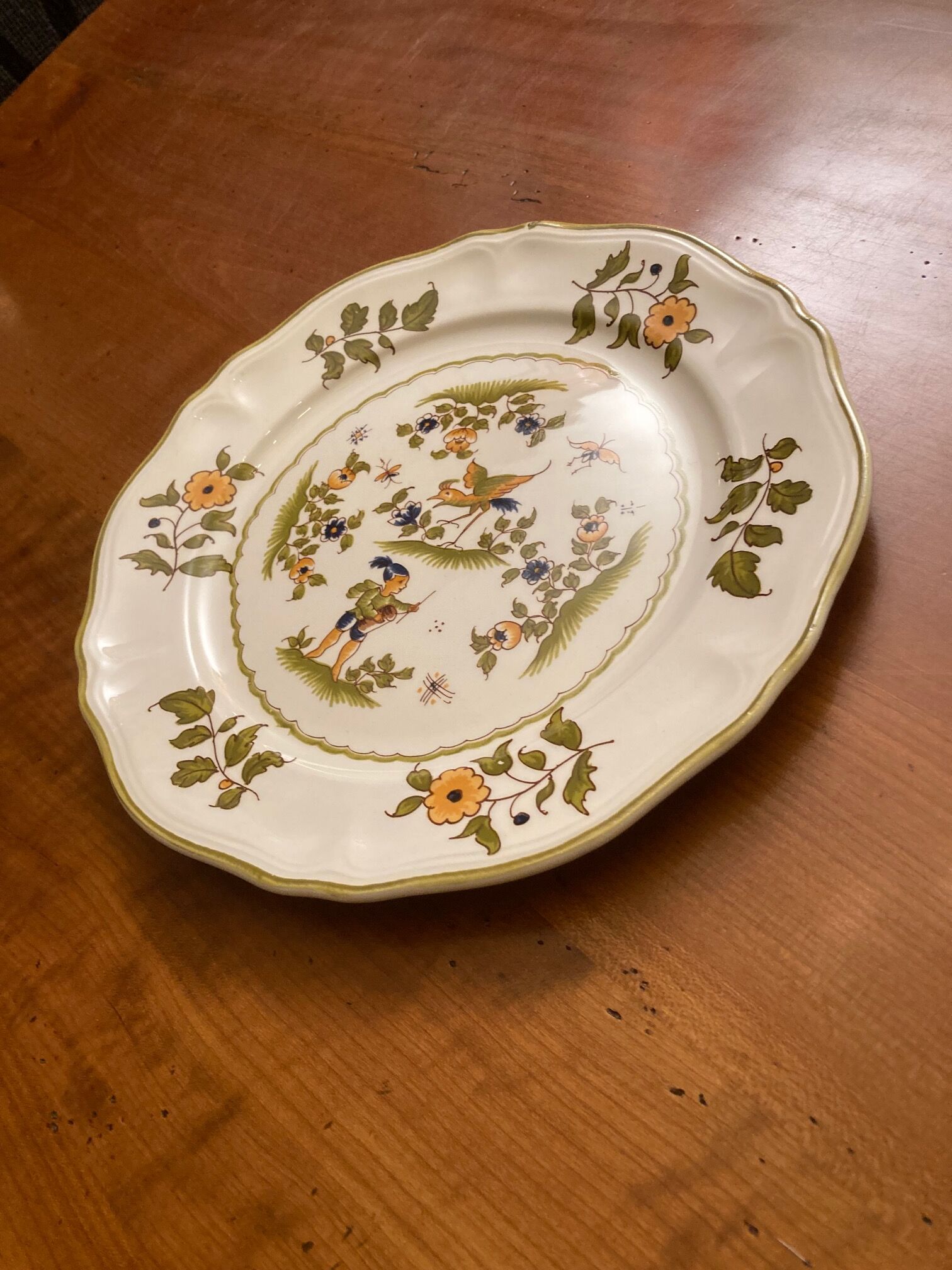 Plate décor Vieux Moustiers