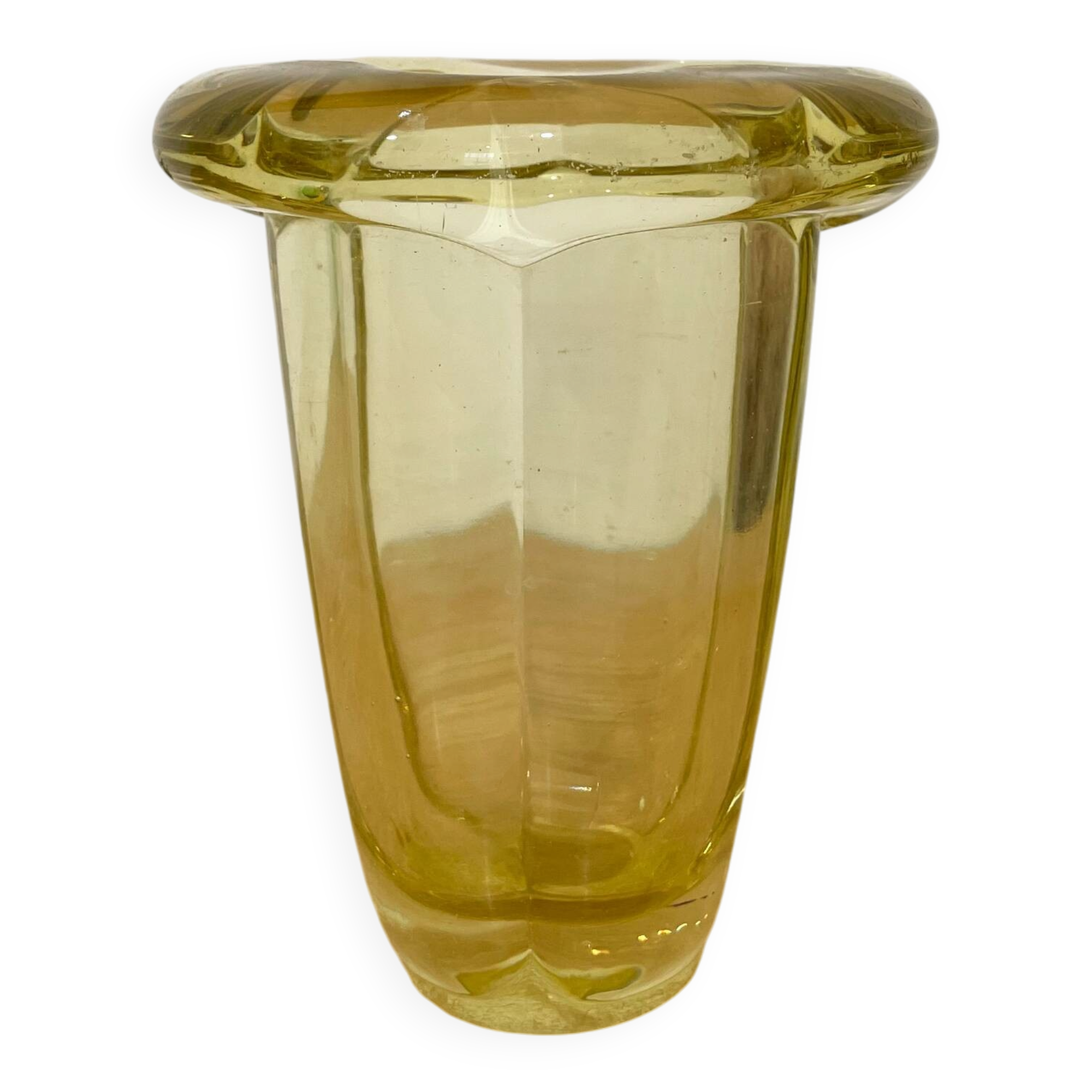 Art Deco vase in thick glass with an inverted rim, 1930s to 1950s.