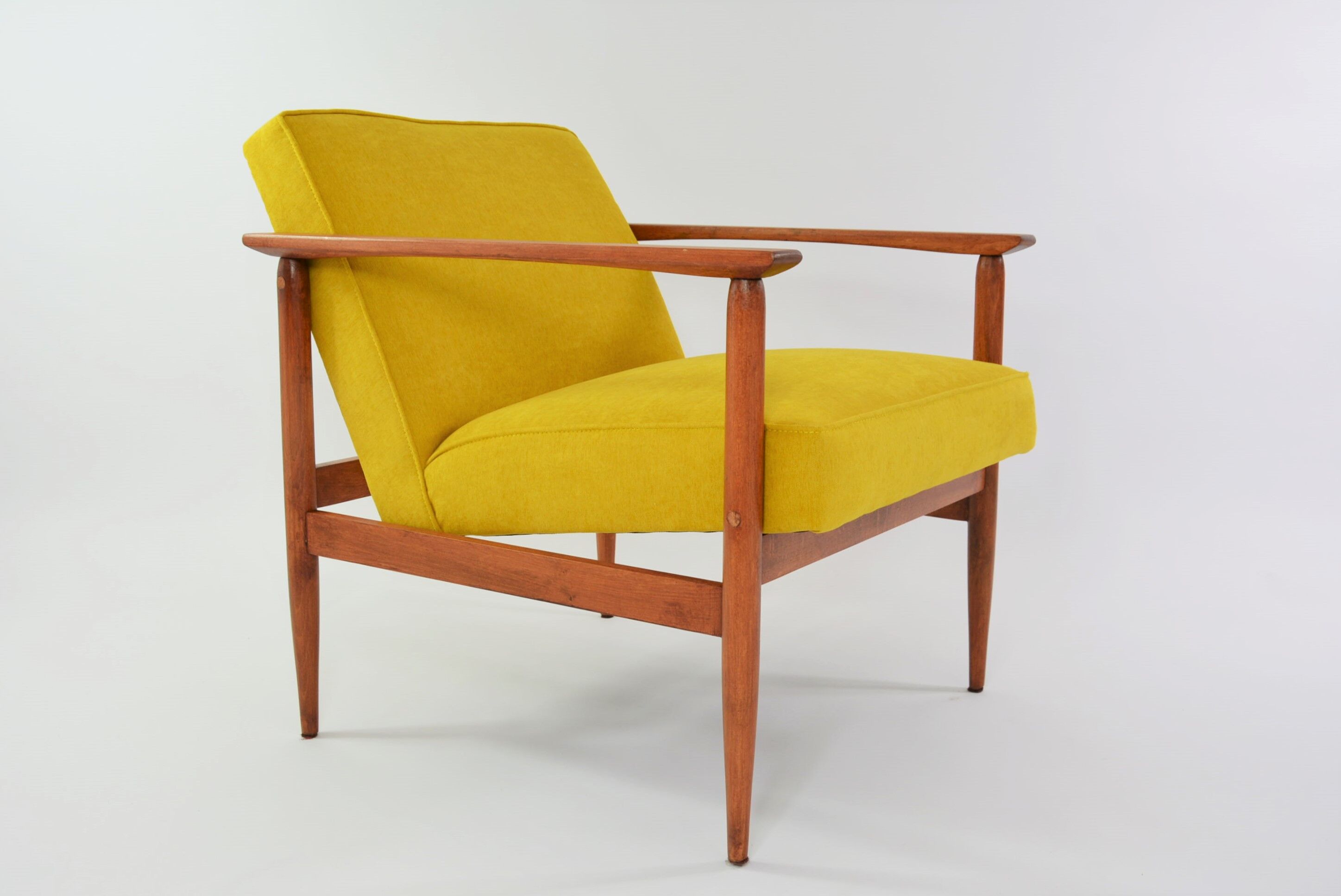 Yellow armchair M