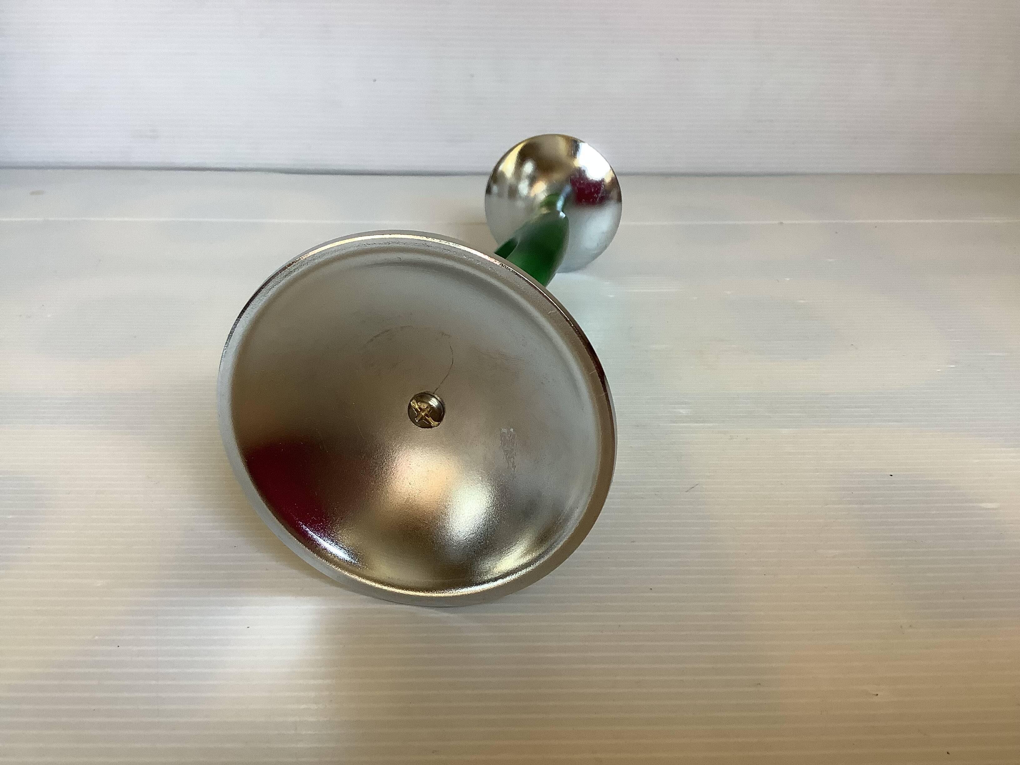 Green free-form candle holder