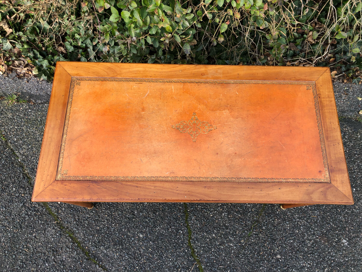 Louis XVI style coffee table leather