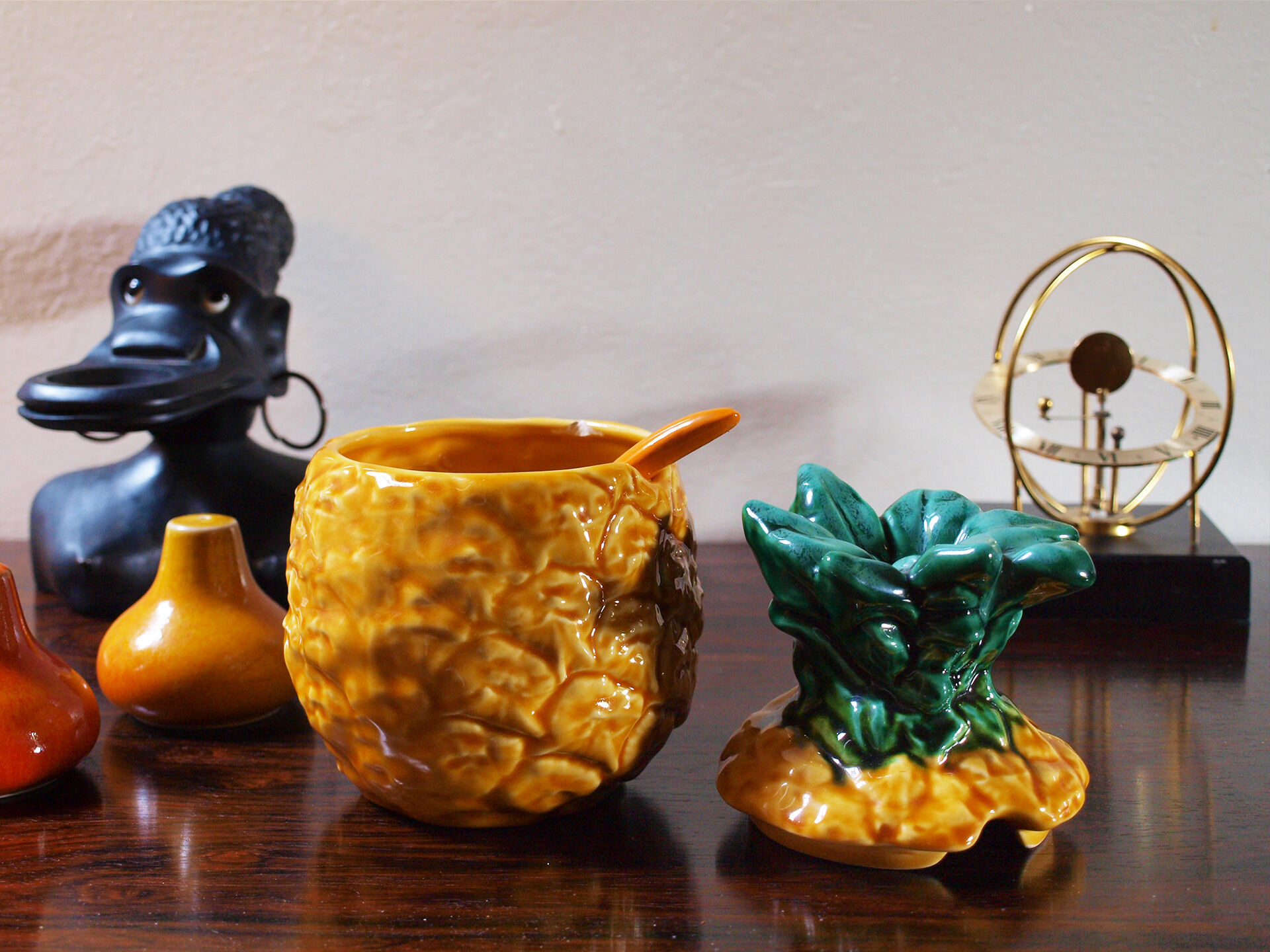 Ceramic pineapple sugar box