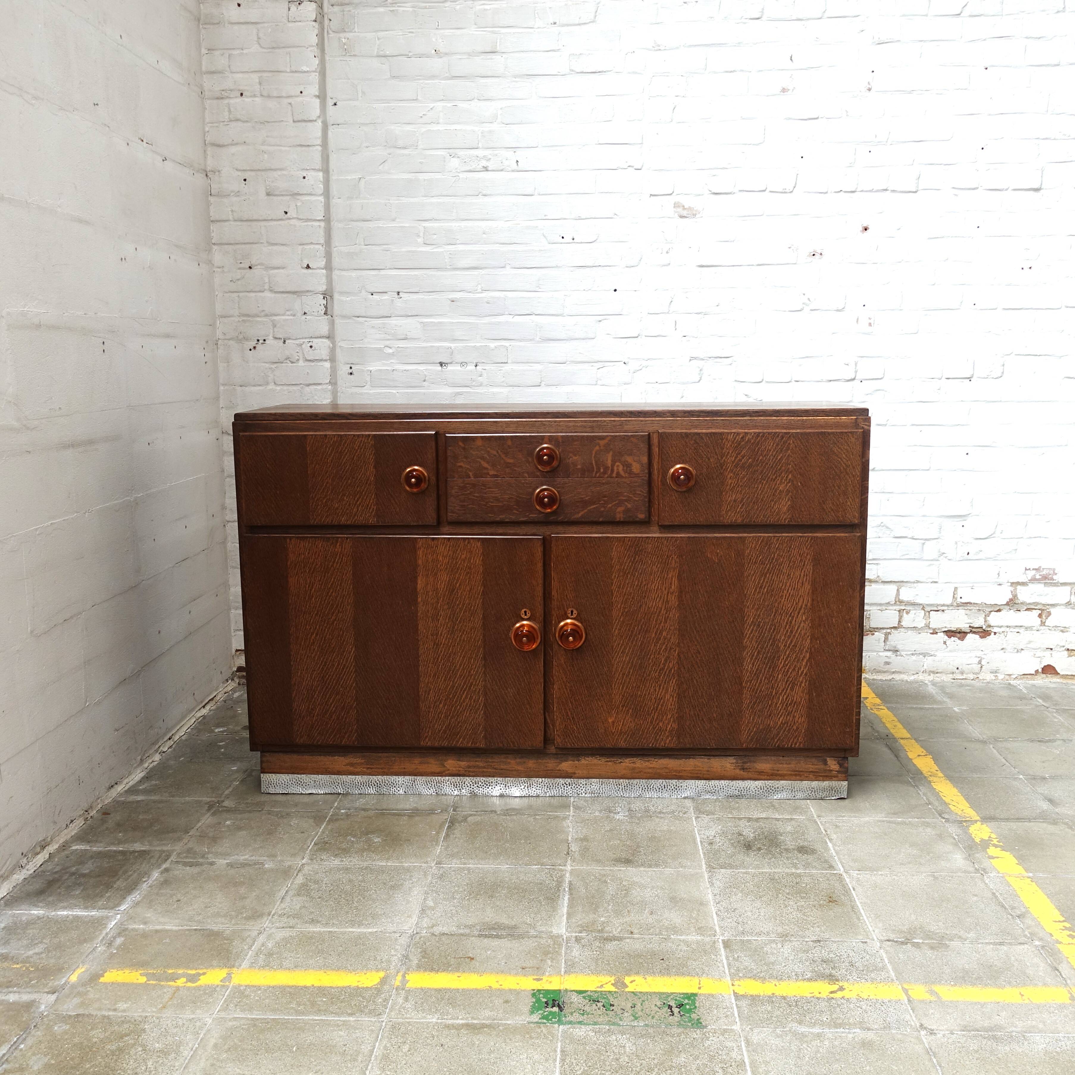 Buffet roumain vintage