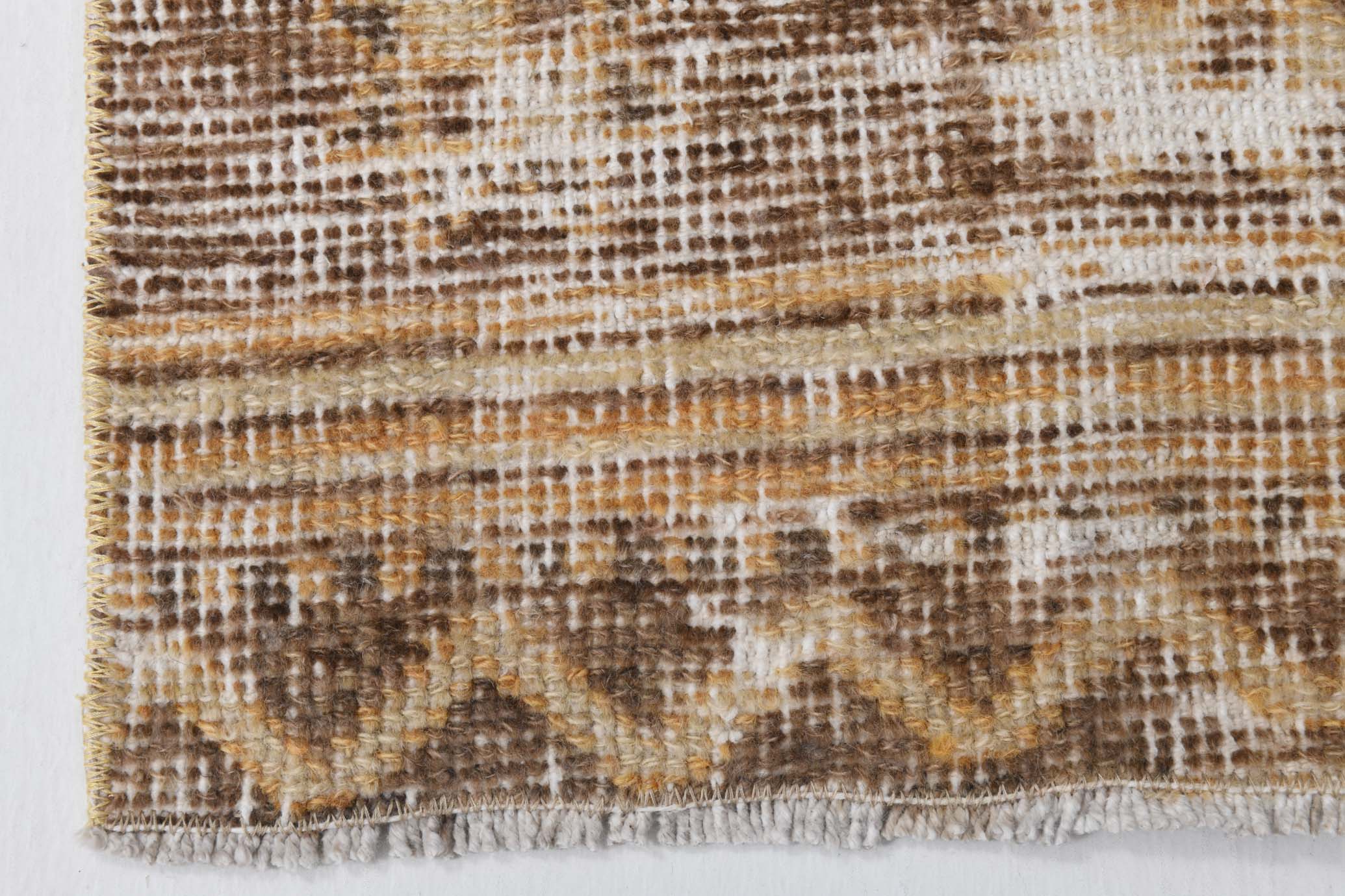 Hand-made wool distressed rug 92x52cm