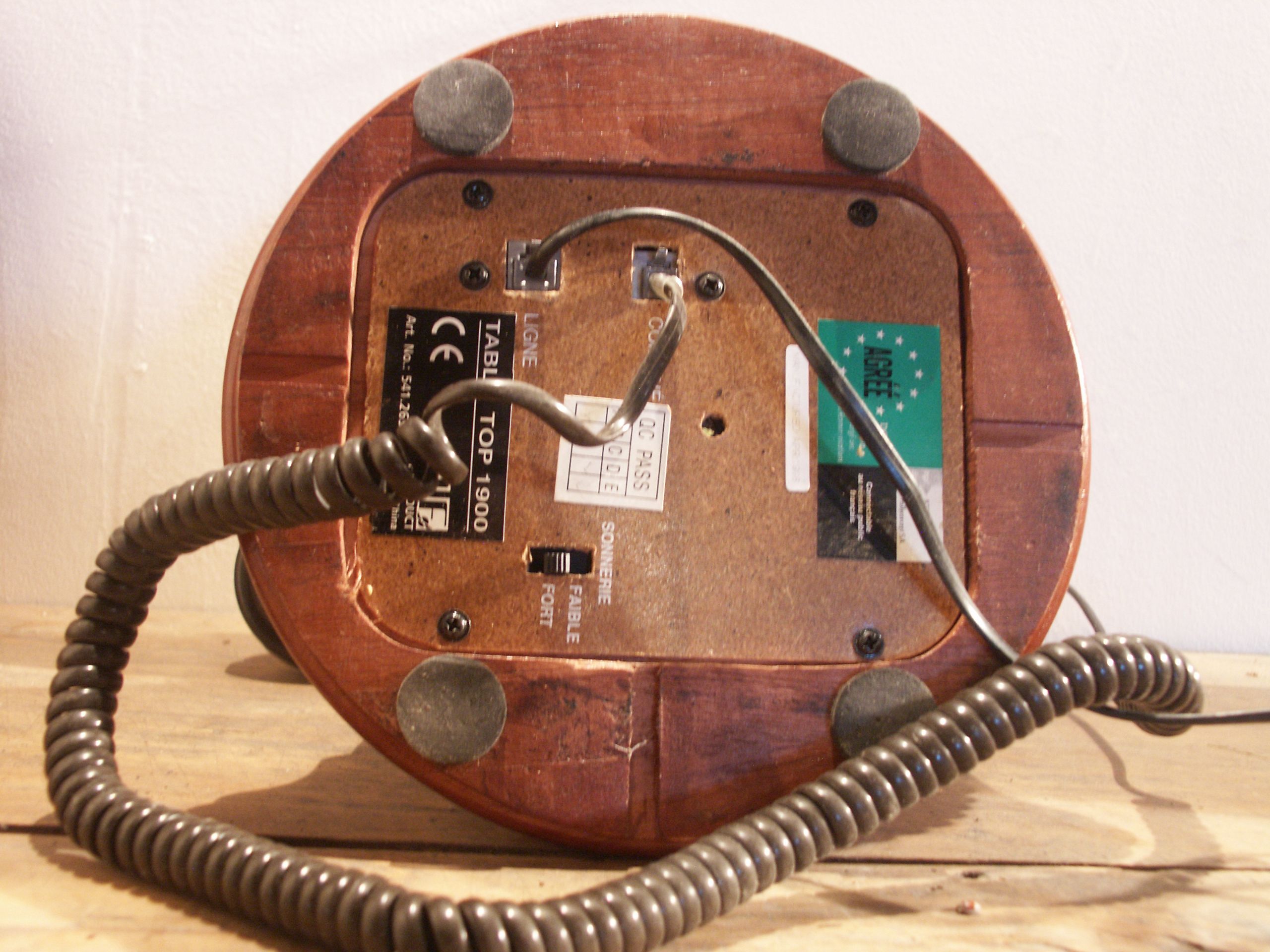1900-style key phone