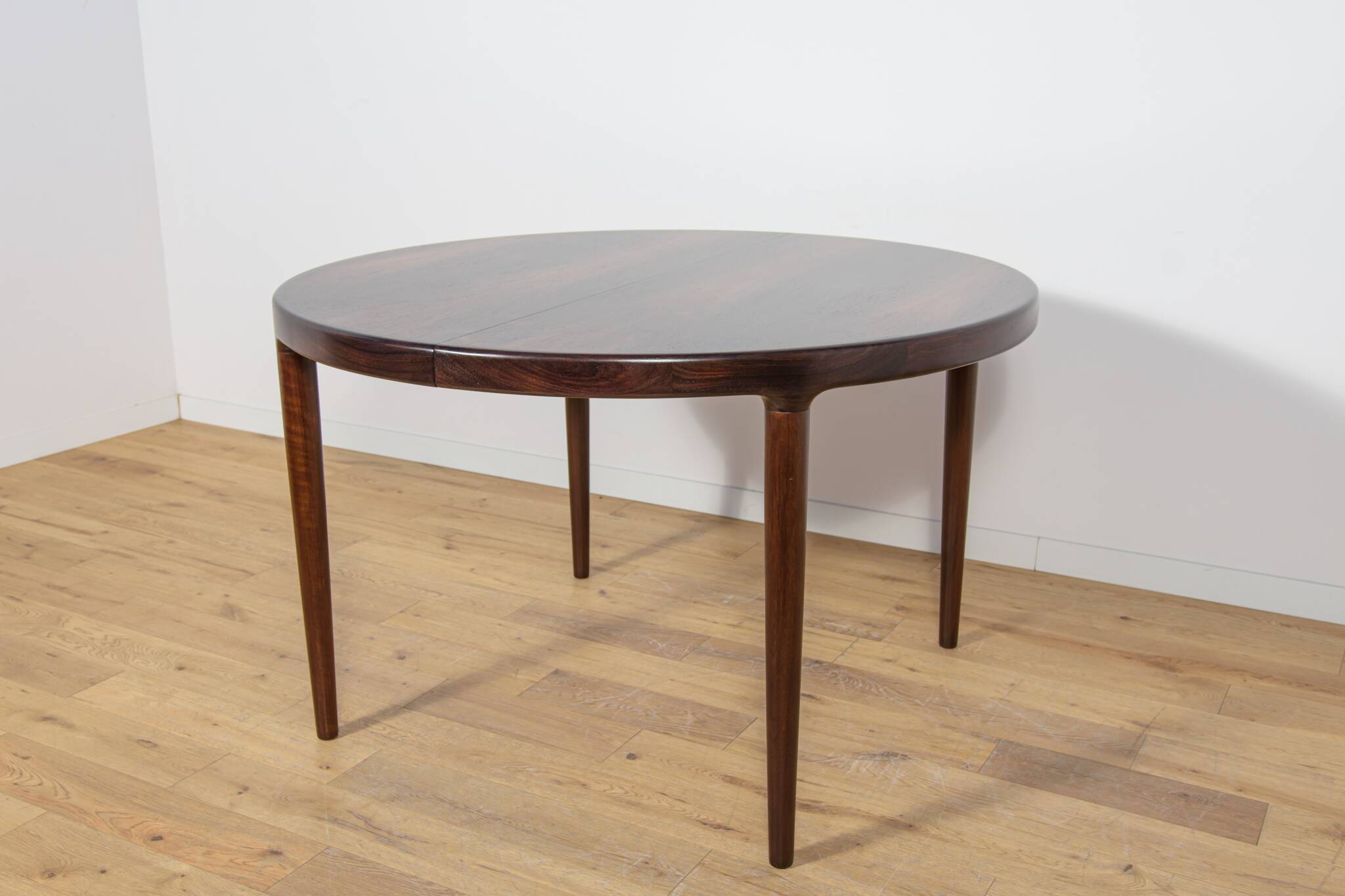 Mid-Century Round Rosewood Extendable Dining Table, Denmark, 1960s
