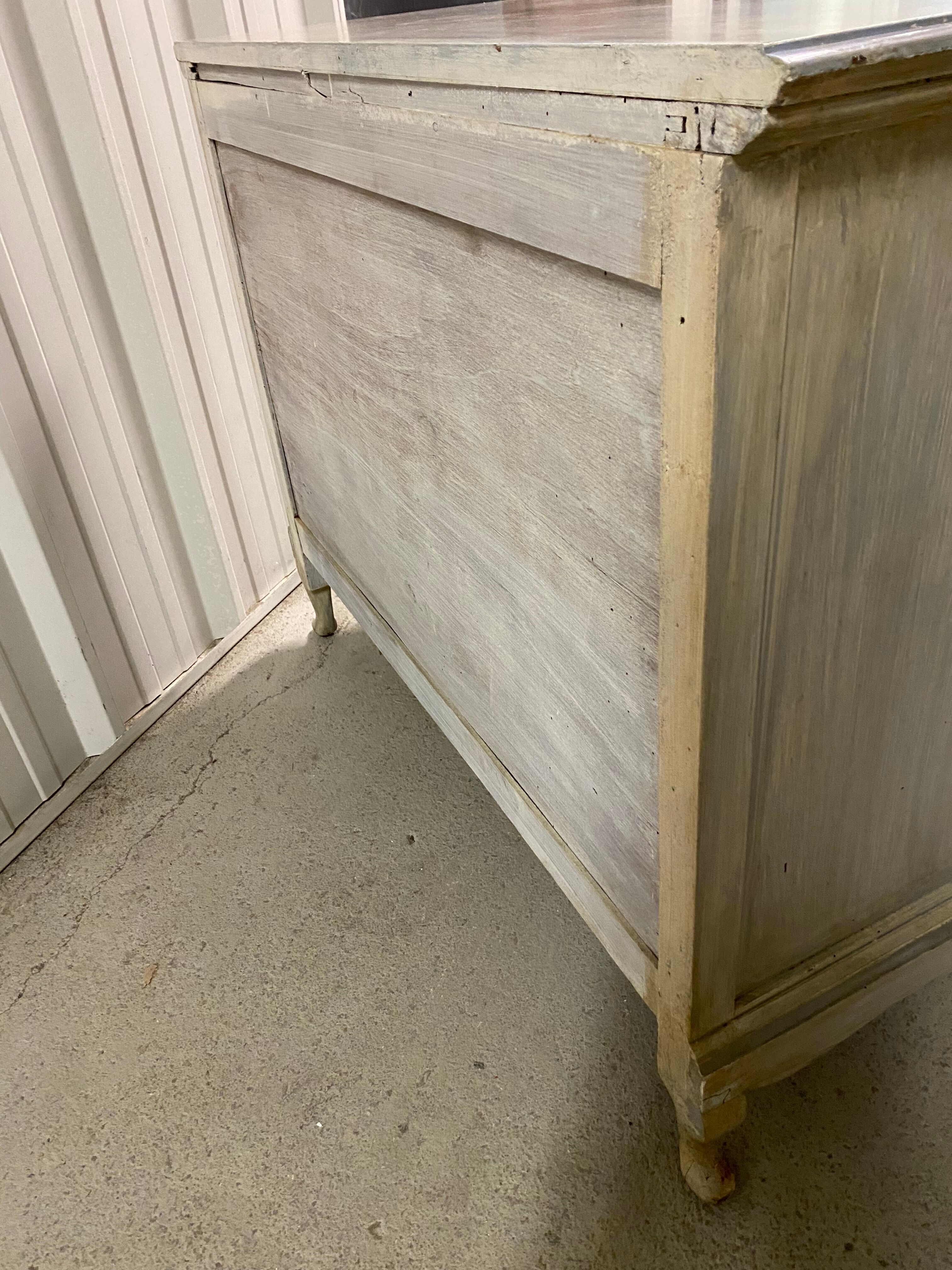 Painted chest of drawers