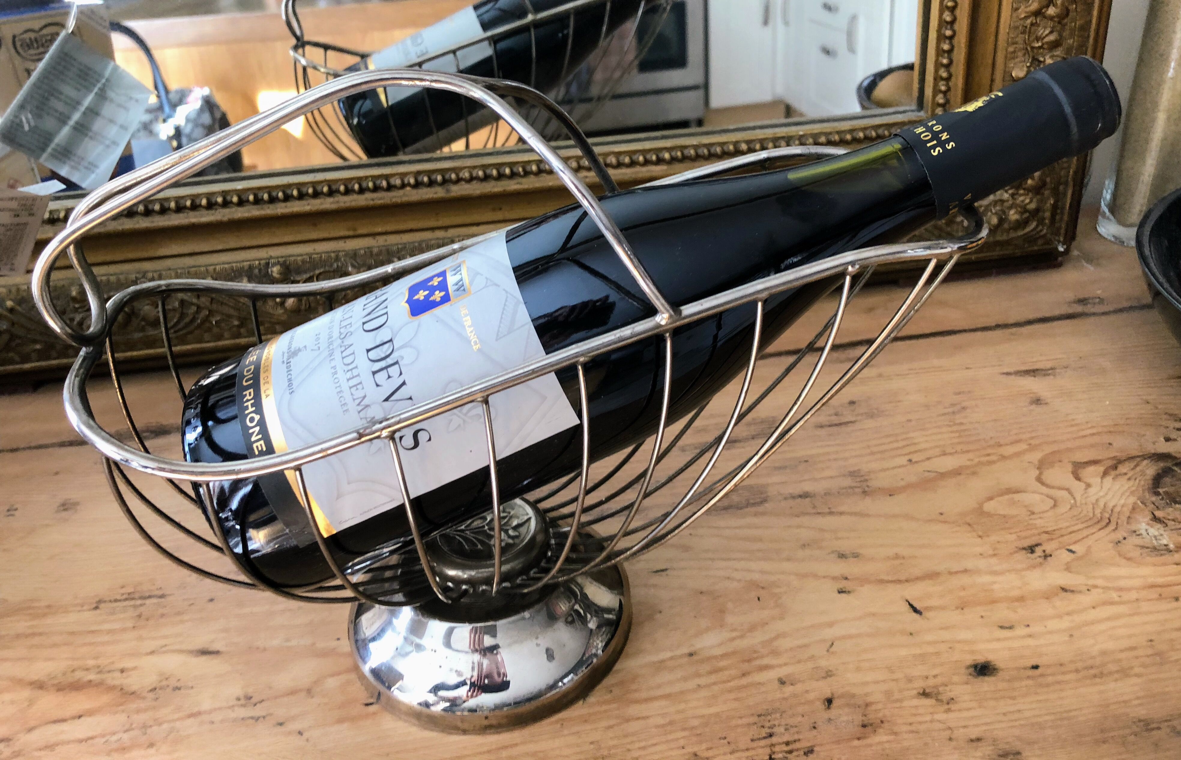 Silver metal bottle holder